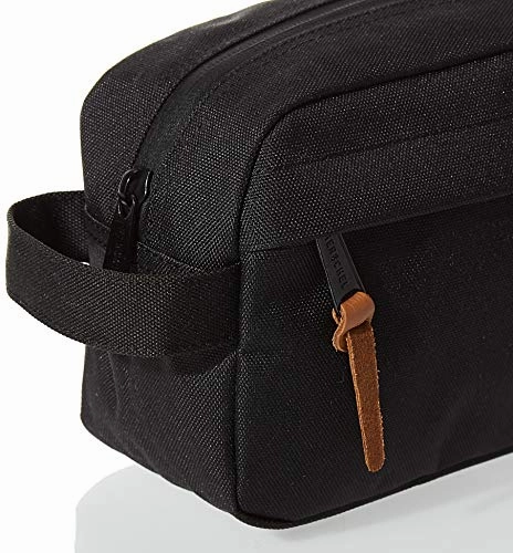 Herschel Chapter Toiletry Kit, Black, Carry-On 3L