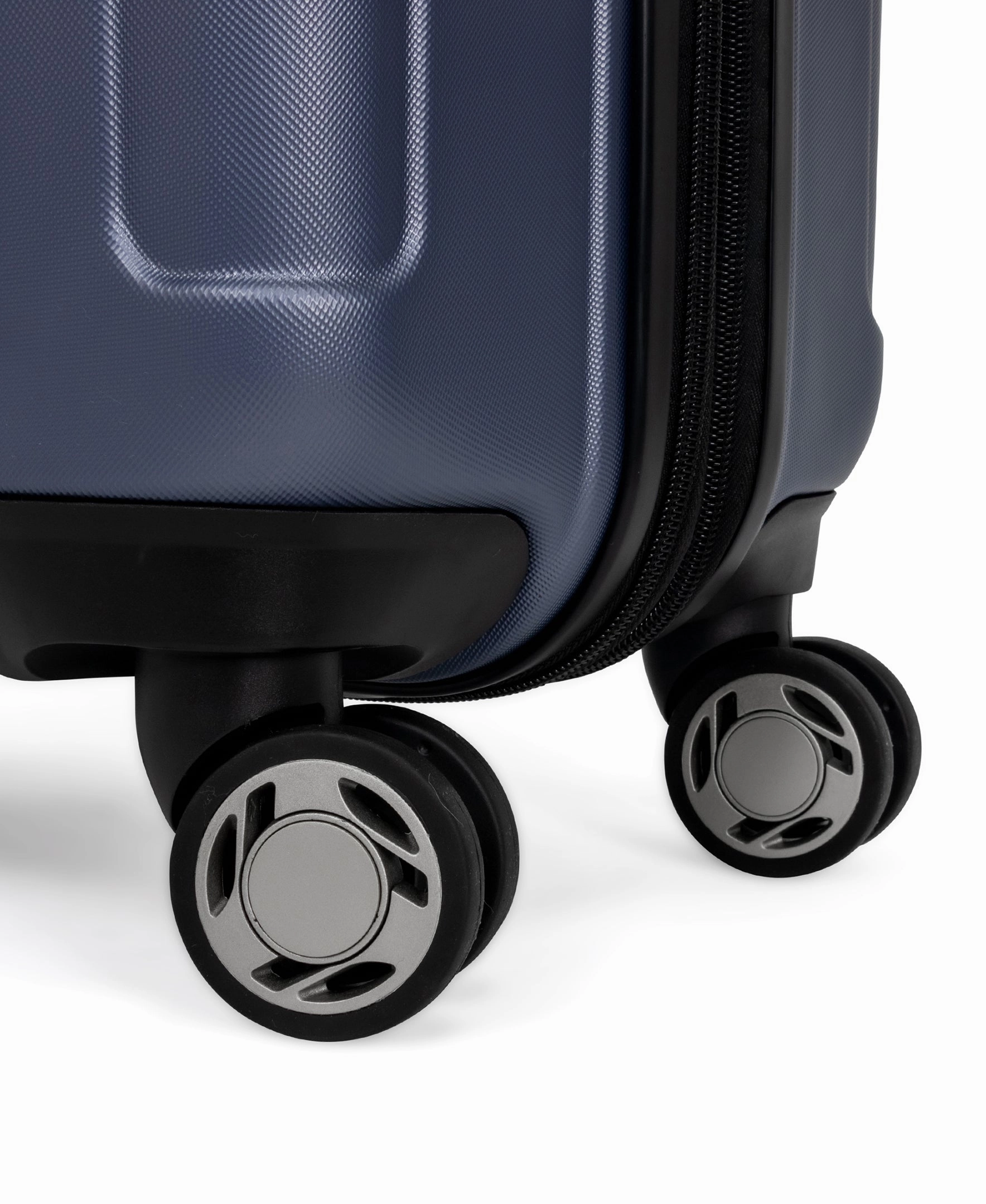 Kenneth Cole Reaction Renegade Hardside 8-Wheel Spinner Expandable 24'' Checked Luggage