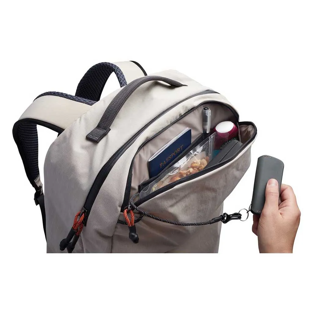 Lite Travel Pack