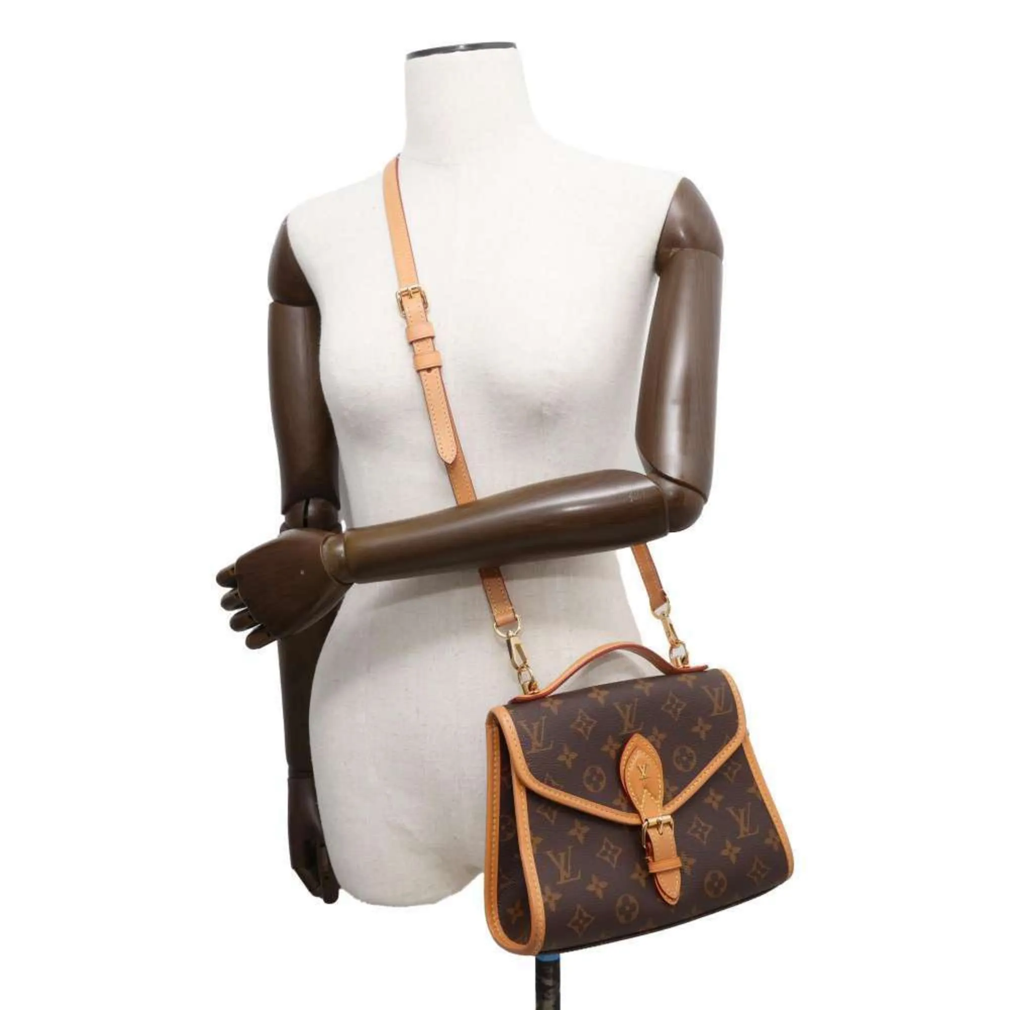 Louis Vuitton  Monogram Noir Monogram Handbag Shoulder Bag