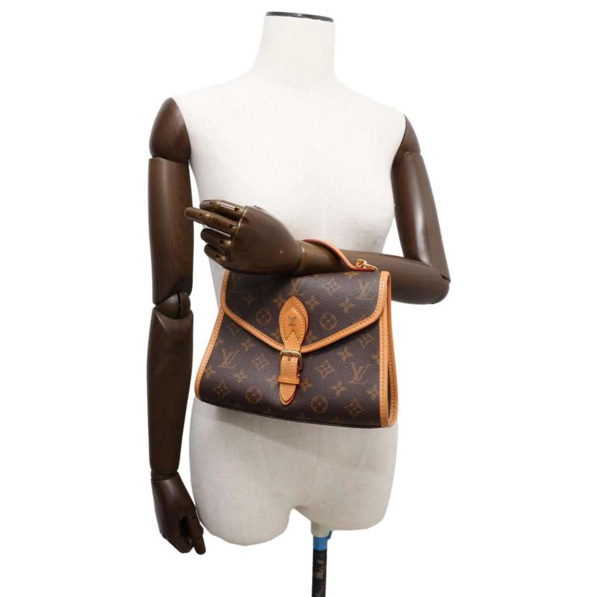 Louis Vuitton  Monogram Noir Monogram Handbag Shoulder Bag