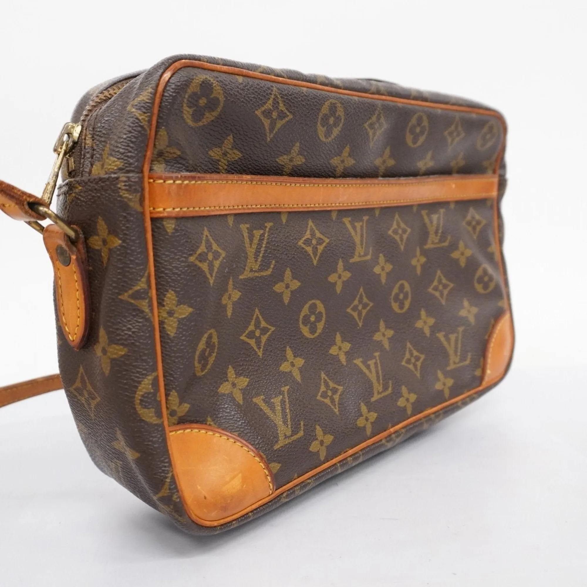 Louis Vuitton  Shoulder Bag