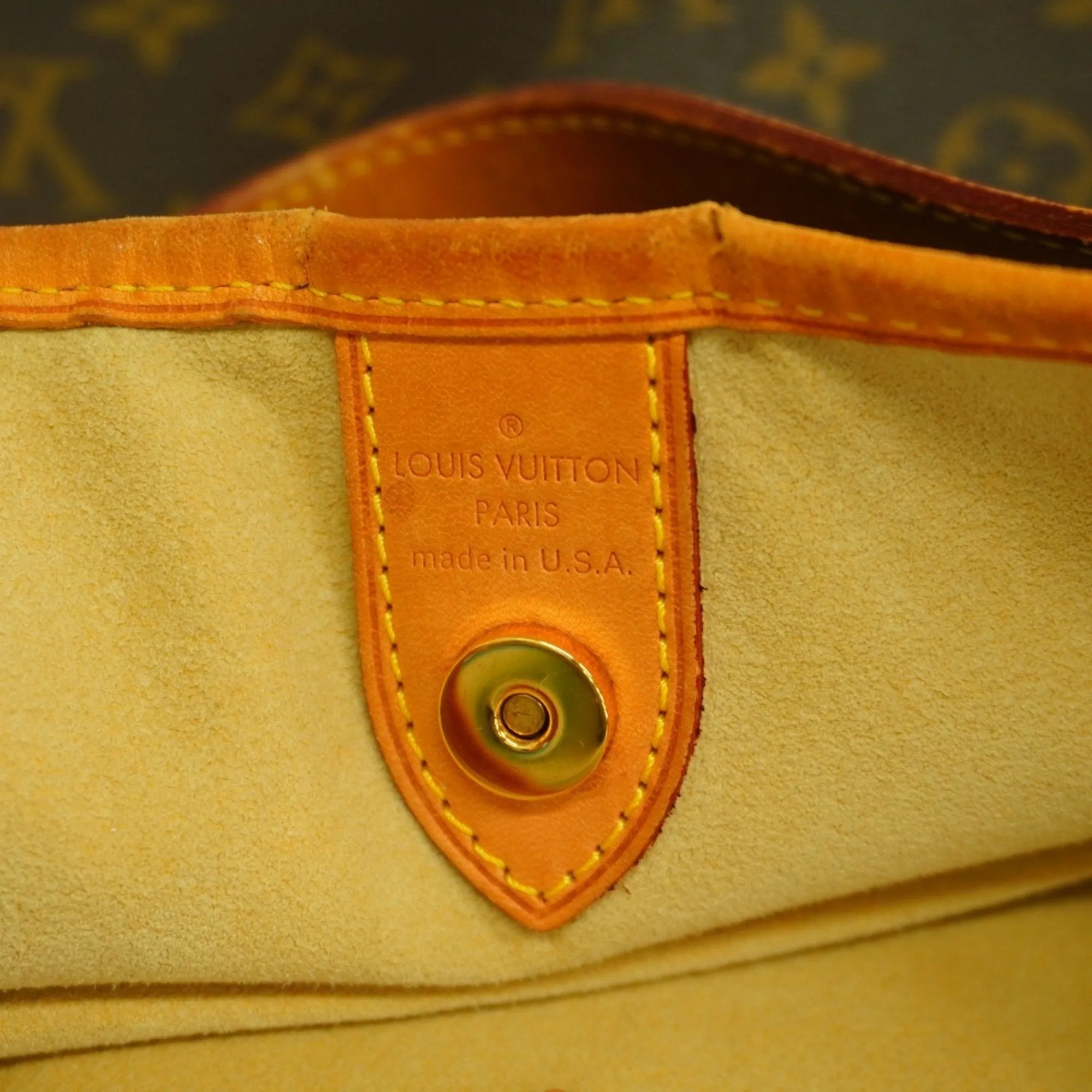 Louis Vuitton  Shoulder Bag