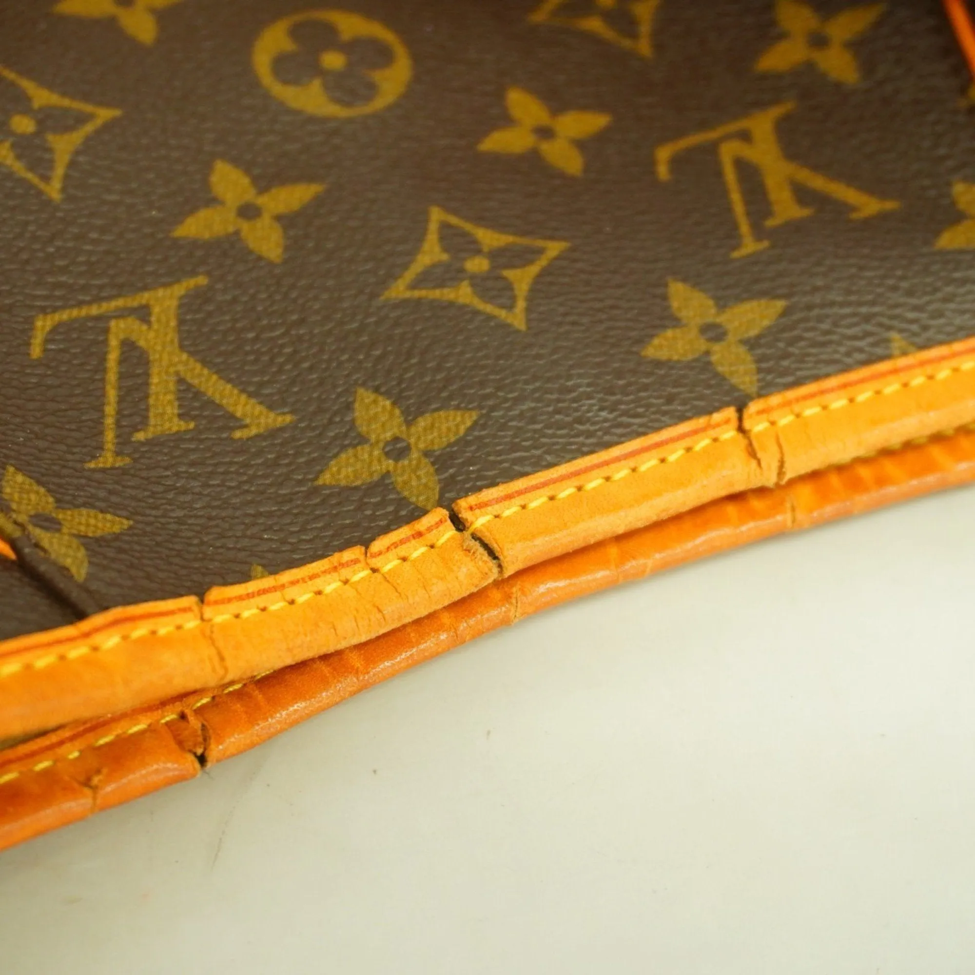 Louis Vuitton  Shoulder Bag