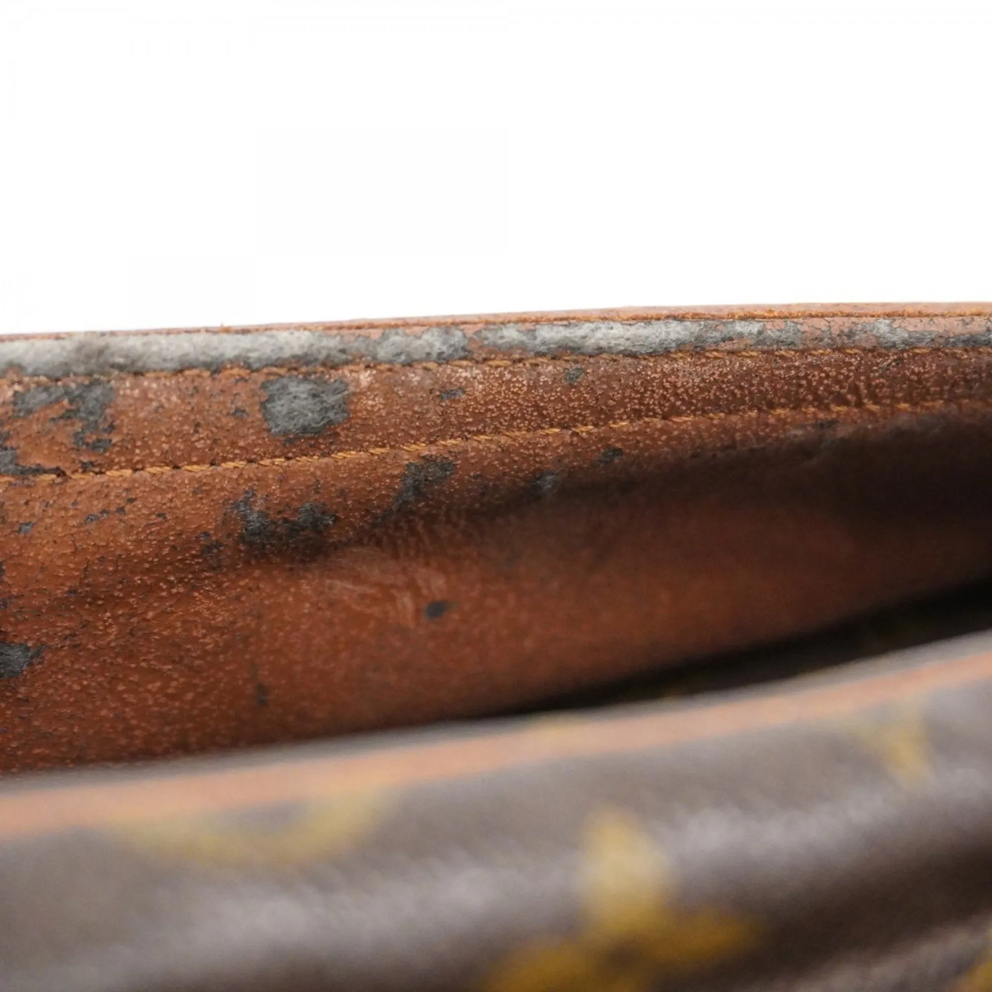 Louis Vuitton  Shoulder Bag