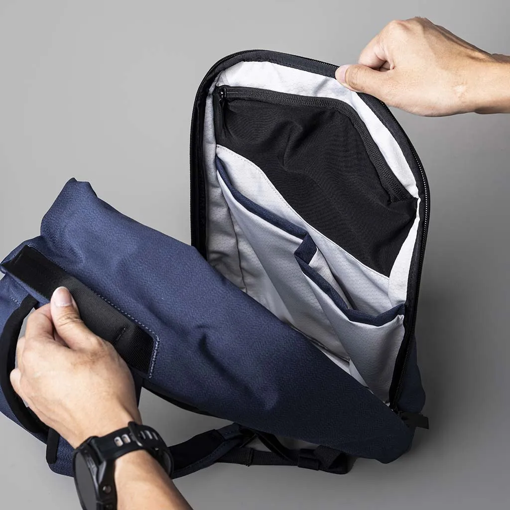 Metro Backpack Backpacks Blue | Axoflux 300D