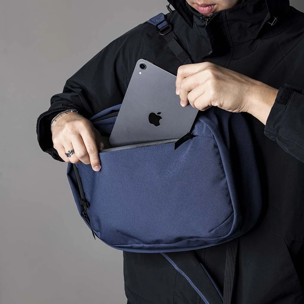 Metro Backpack Backpacks Blue | Axoflux 300D