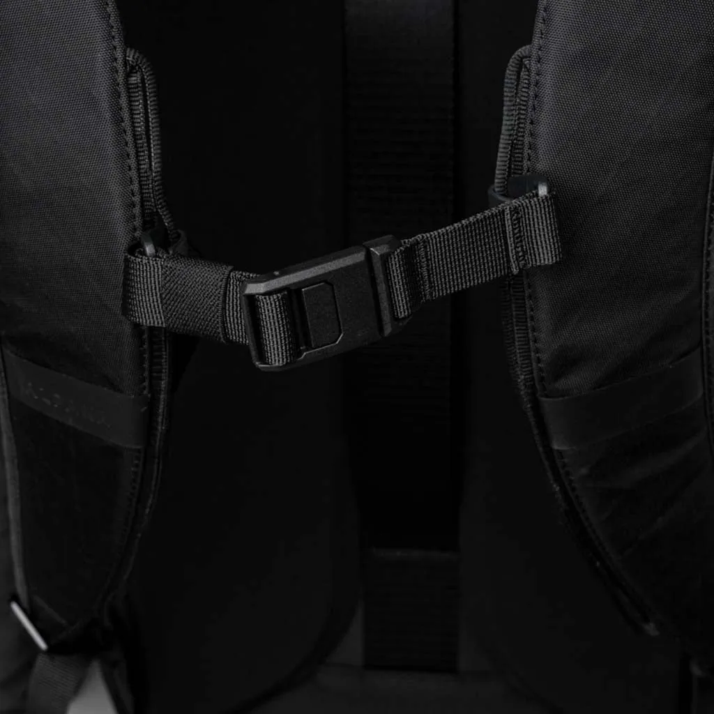 Metro Backpack Pro Backpacks Black | X-Pac VX42