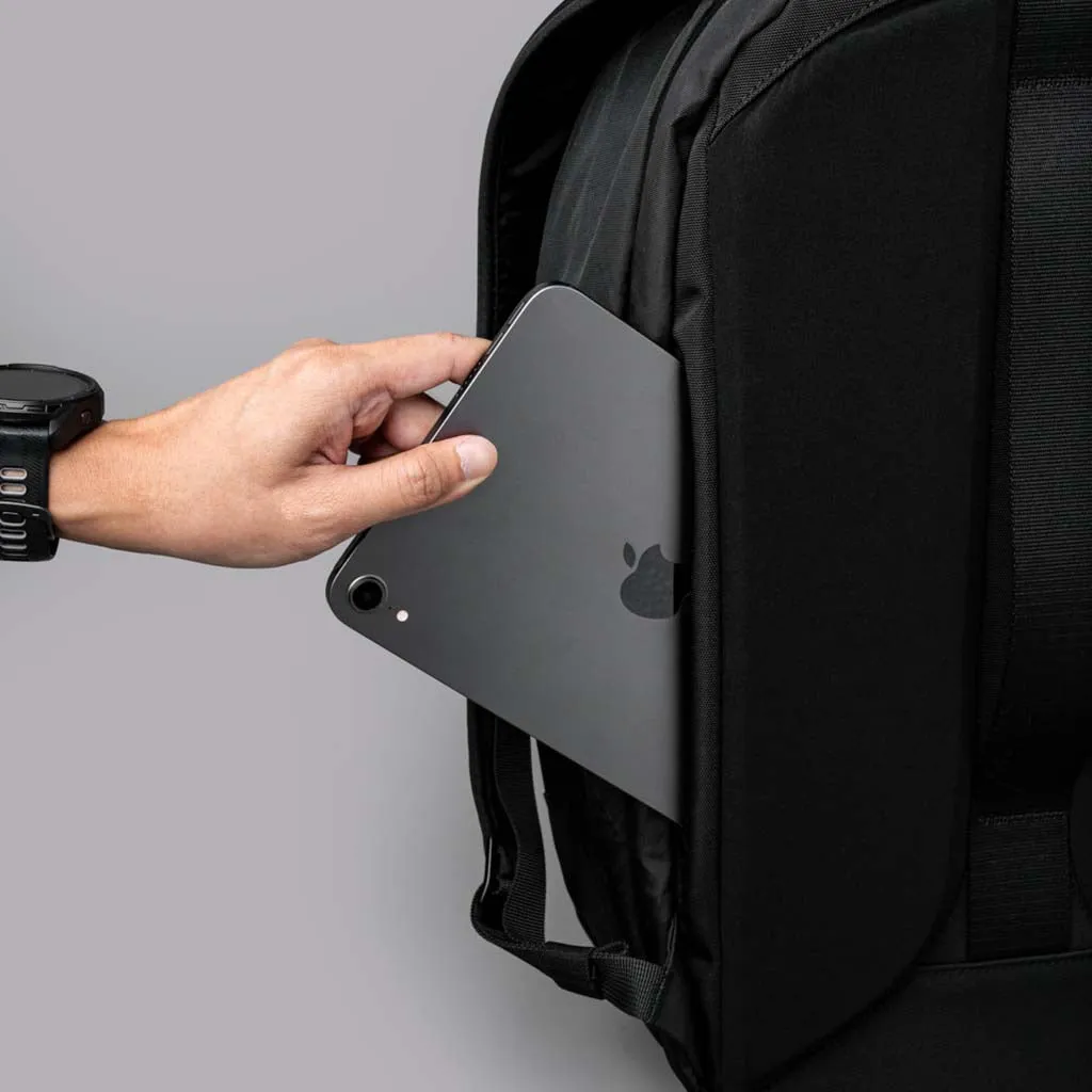 Metro Backpack Pro Backpacks Black | X-Pac VX42