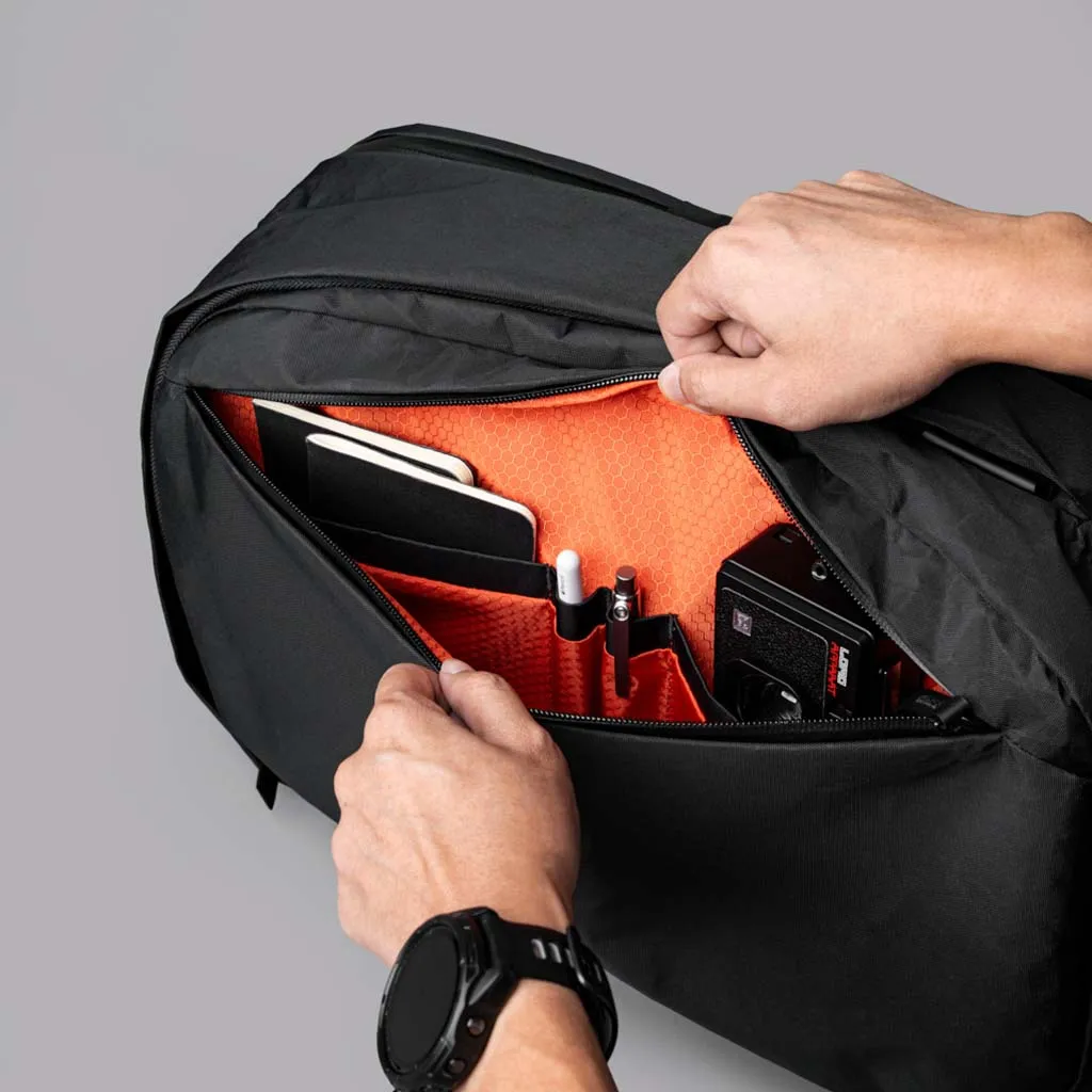 Metro Backpack Pro Backpacks Black | X-Pac VX42
