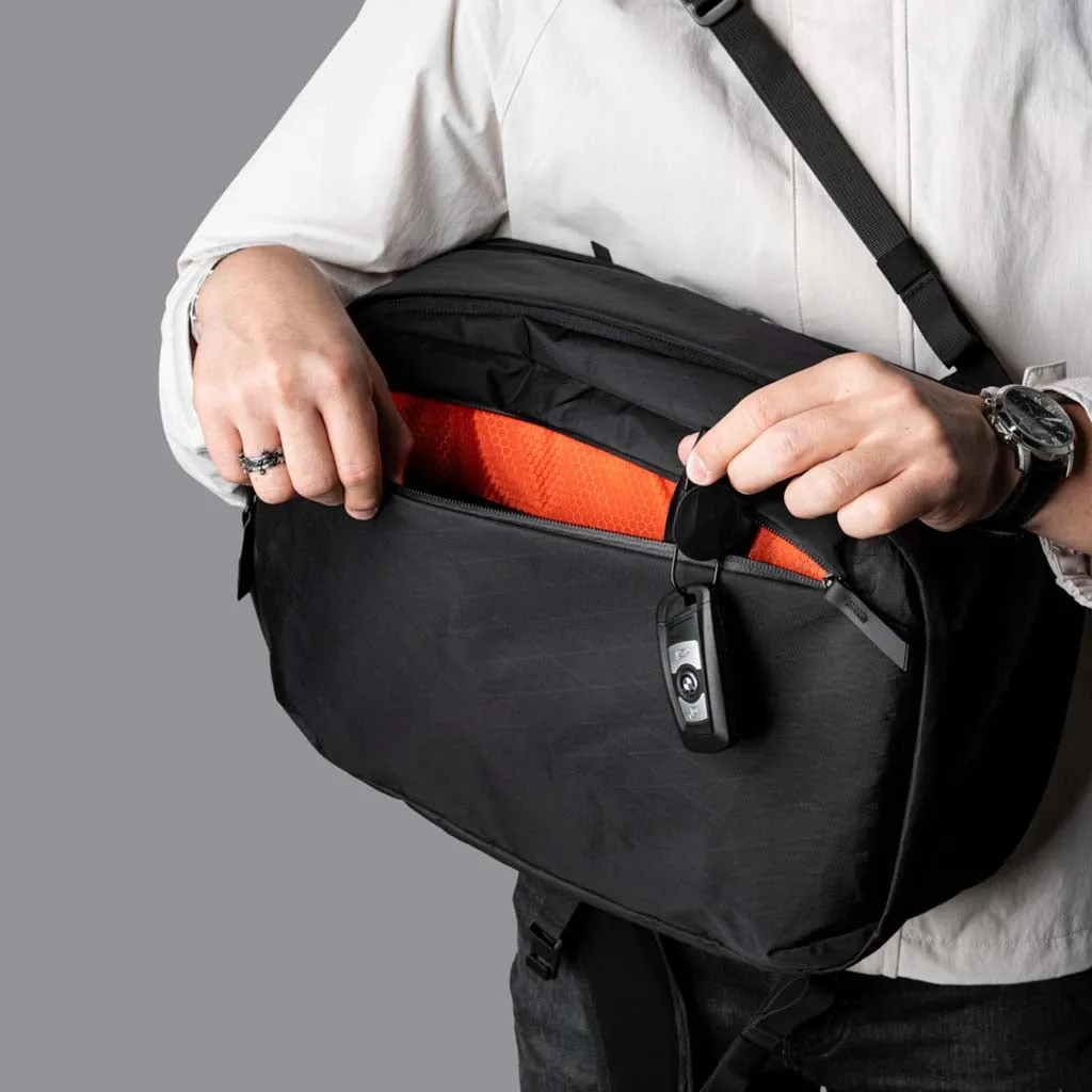 Metro Backpack Pro Backpacks Black | X-Pac VX42