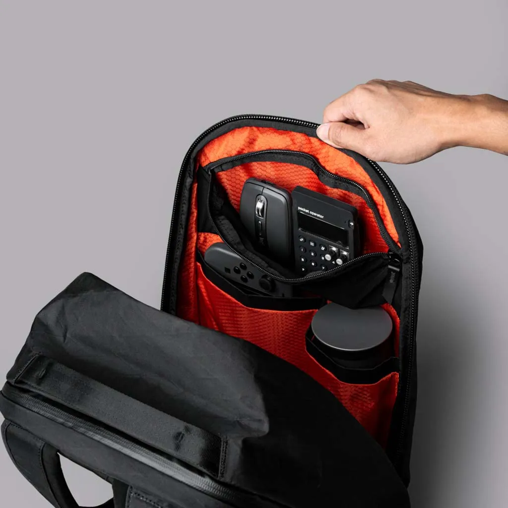 Metro Backpack Pro Backpacks Black | X-Pac VX42