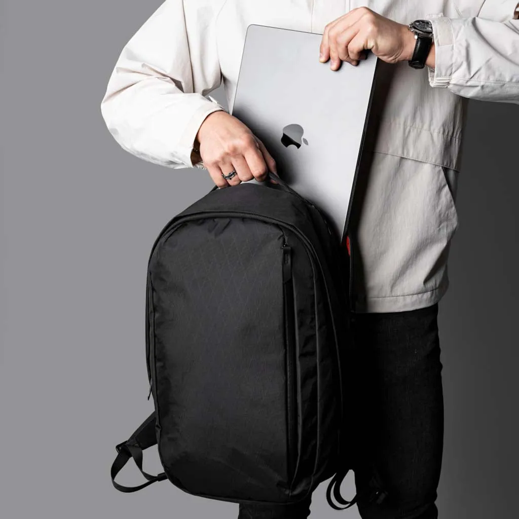 Metro Backpack Pro Backpacks Black | X-Pac VX42