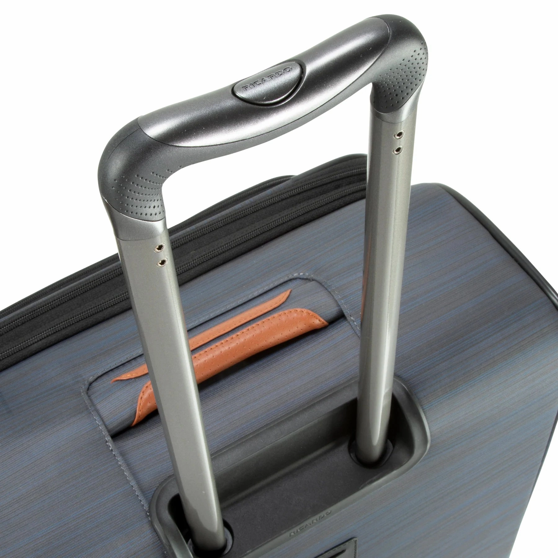 Montecito 2.0 Softside Large Check-In Spinner