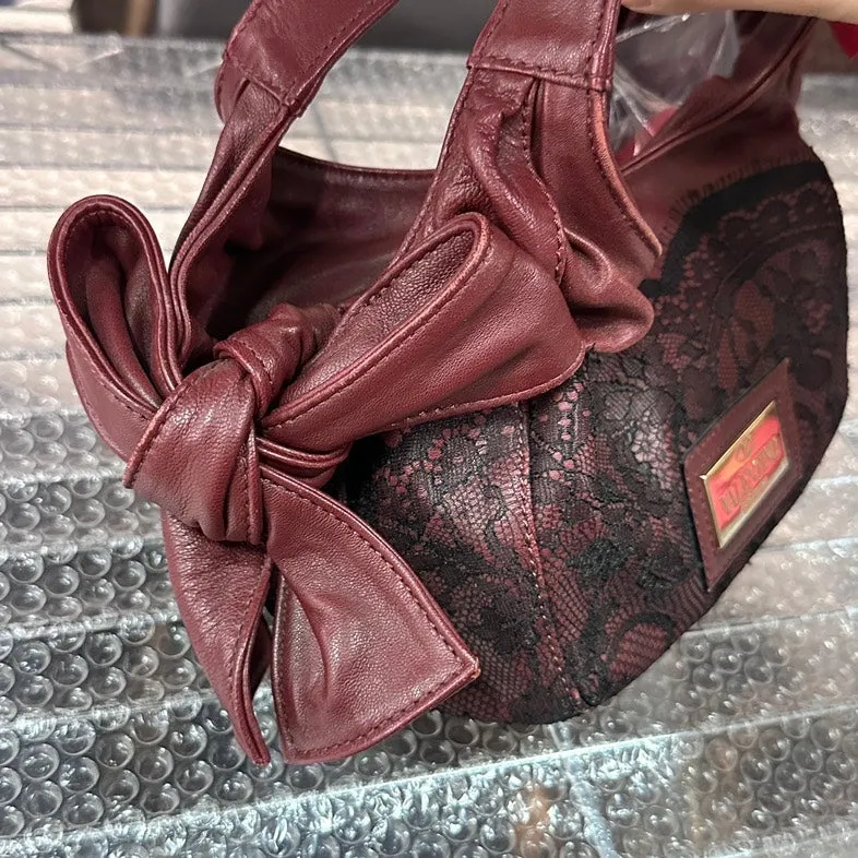 Pre-loved Valentino Garavani Lace Shoulder Bag in Burgundy