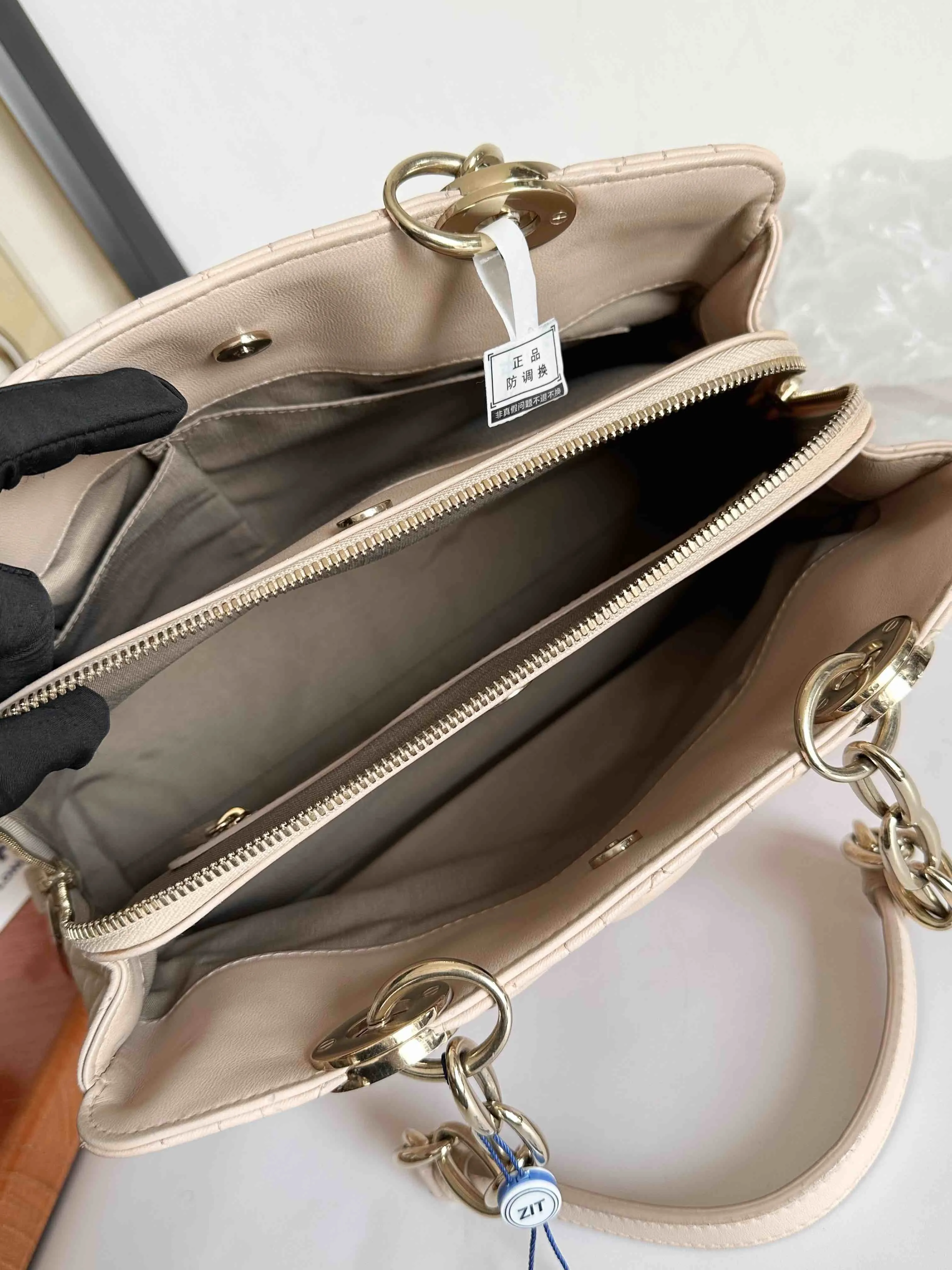 Preloved Dior Lady Dior Tote Shoulder Bag Beige #9C