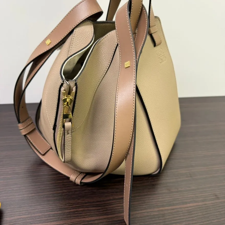 Preloved Loewe Hammock Leather 2way Bag LB109848 in Beige - Shoulder & Top Handle Bag