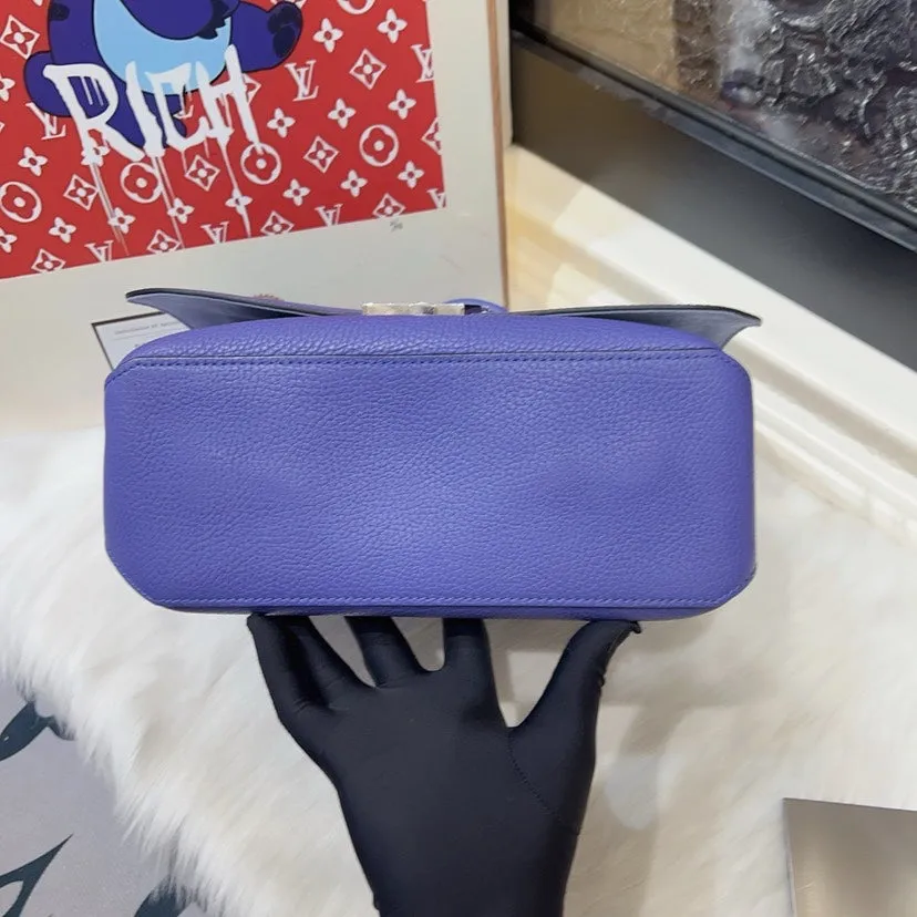 Preloved Louis Vuitton Pochette M??tis Blue Leather Shoulder Bag