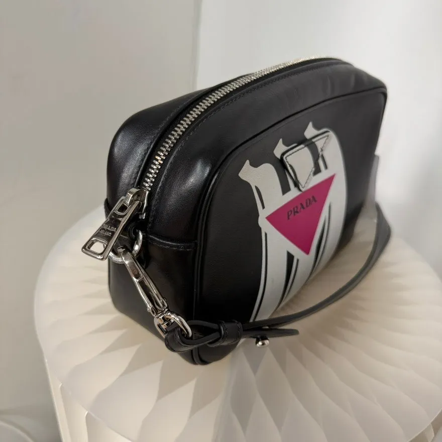 Preloved Prada Banana Leather Shoulder Bag 241210