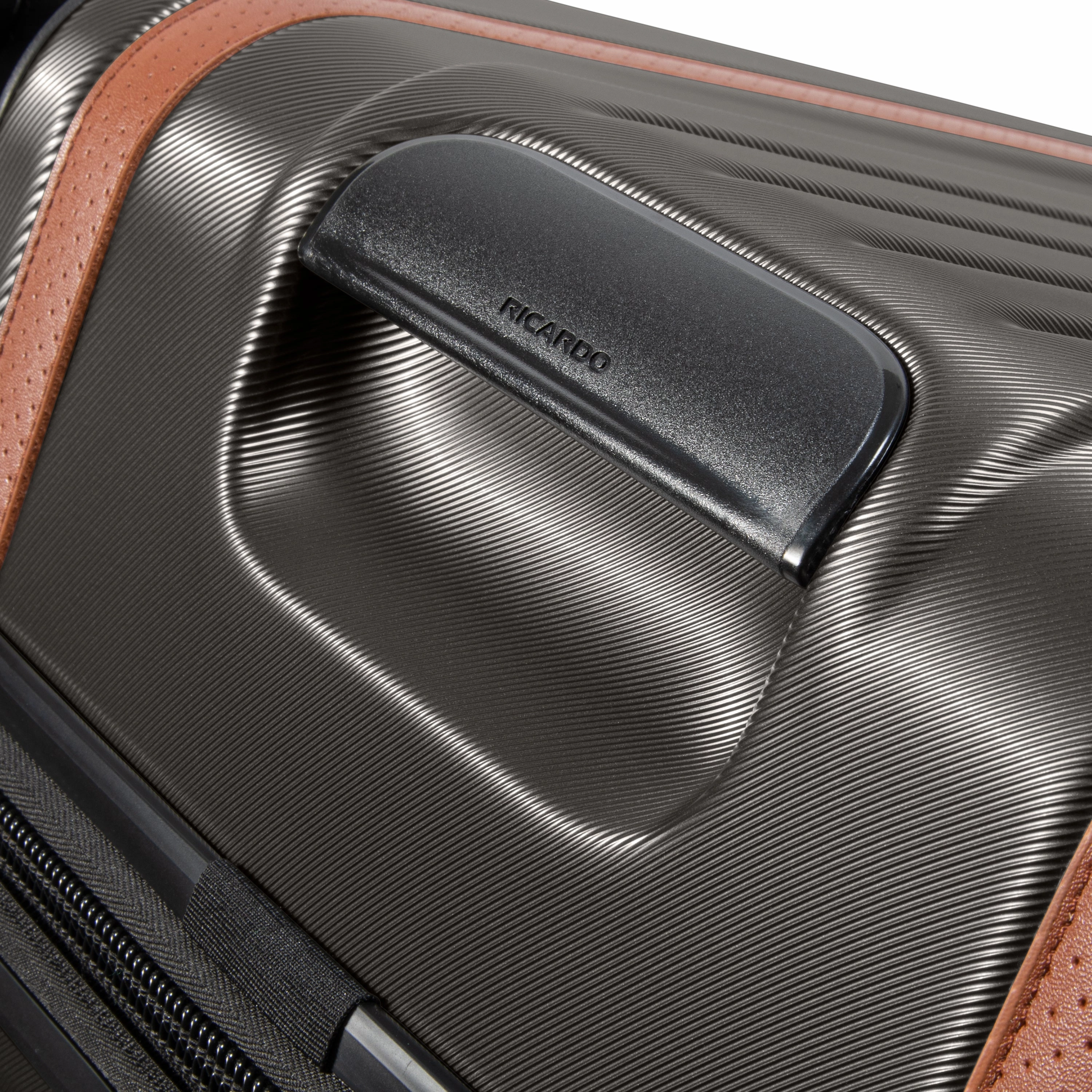 Ricardo Beverly Hills Montecito 2.0 Hardside Carry-On Expandable Spinner Luggage