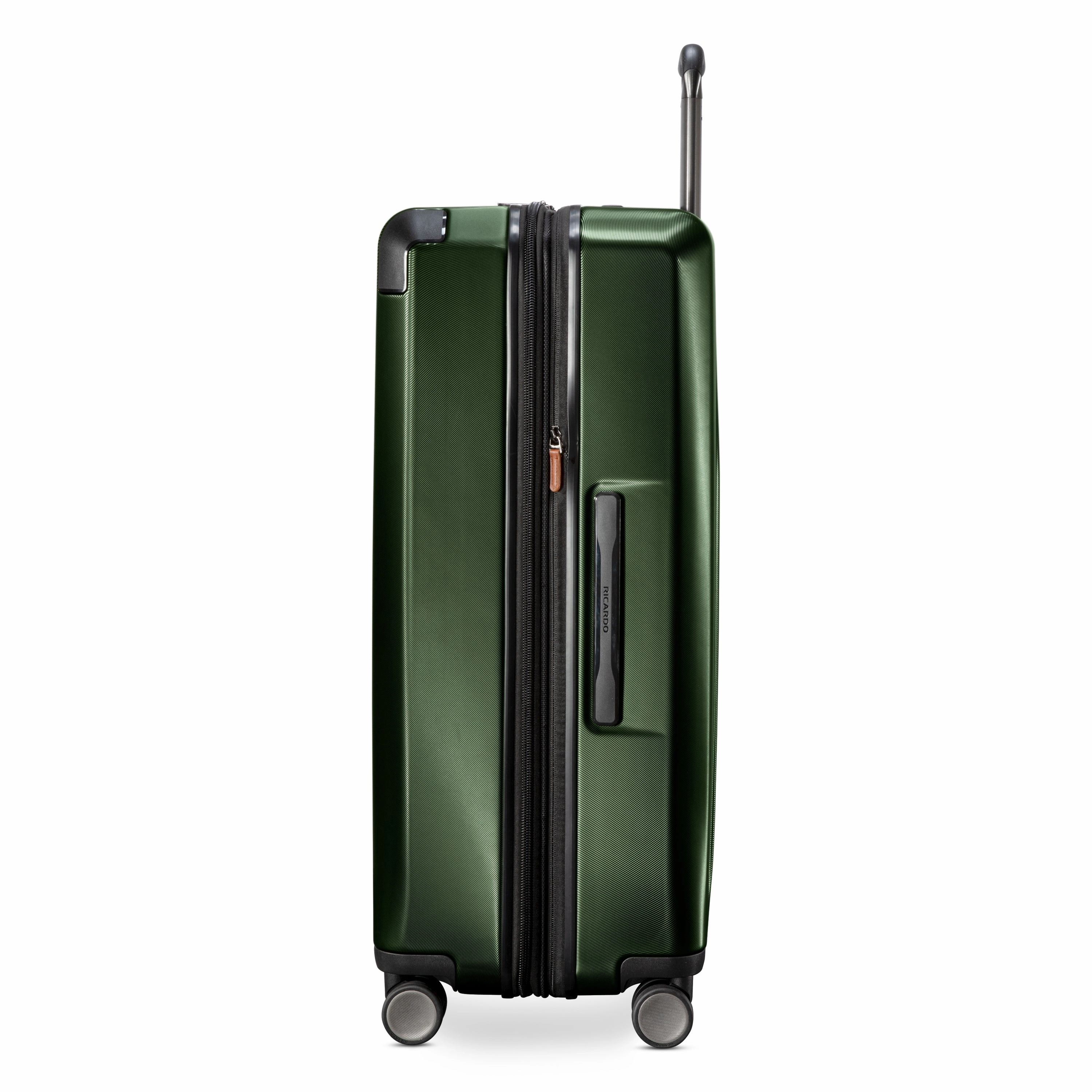 Ricardo Beverly Hills Montecito 2.0 Hardside Large Check-In Expandable Spinner Luggage