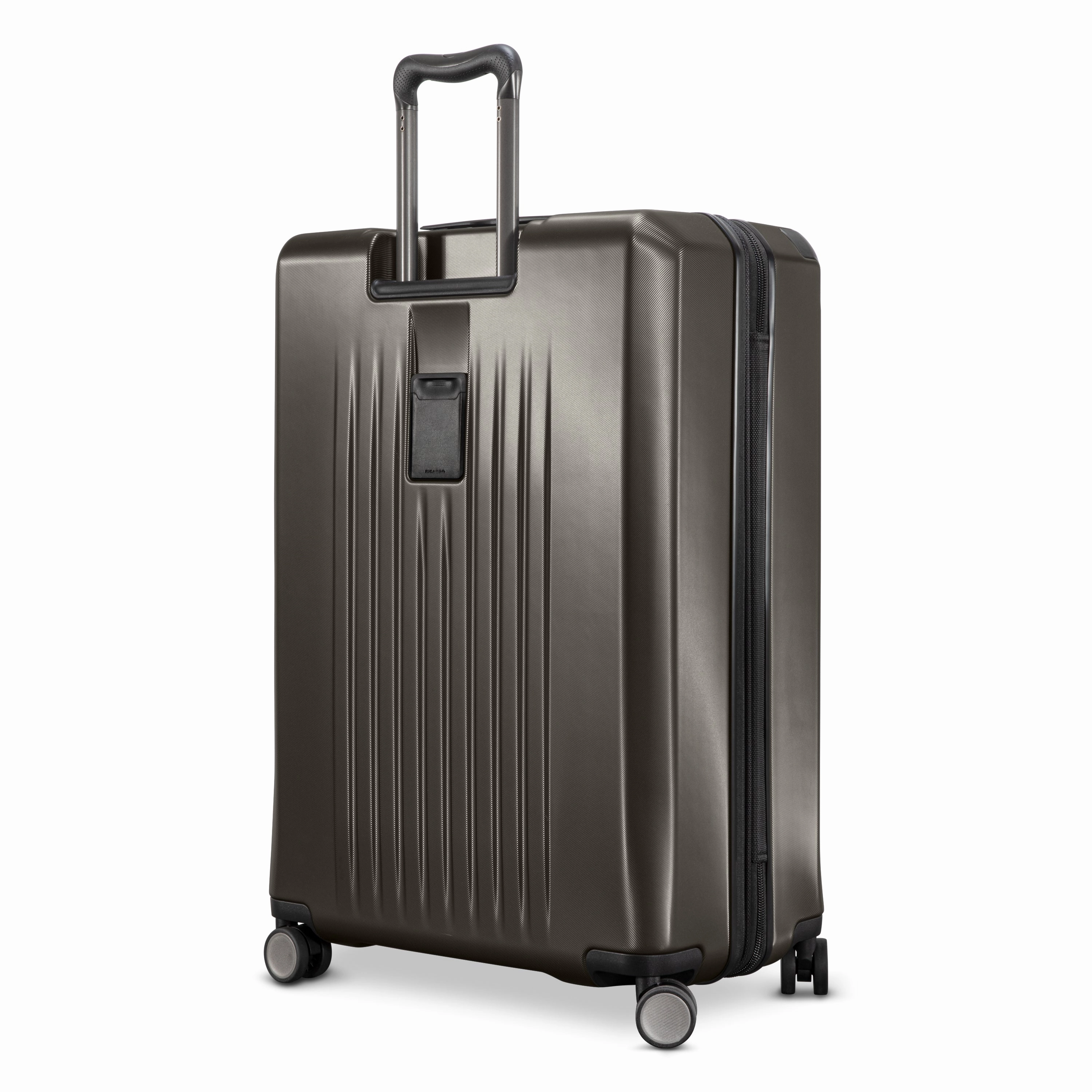 Ricardo Beverly Hills Montecito 2.0 Hardside Large Check-In Expandable Spinner Luggage