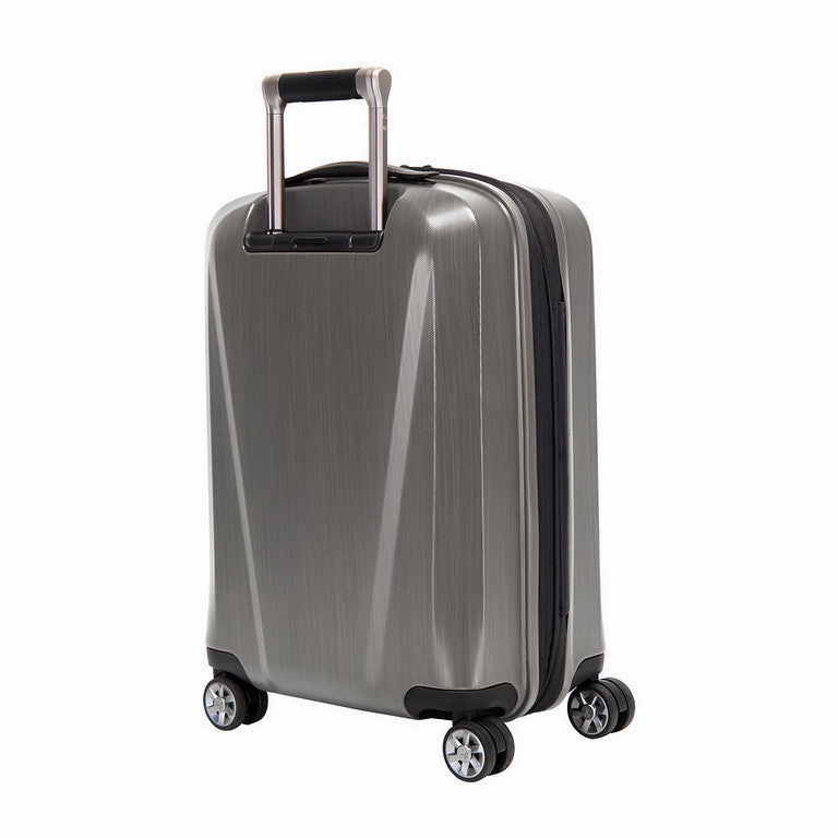 Ricardo Beverly Hills Rio Dell 21" 4-Wheel Carry-On Luggage