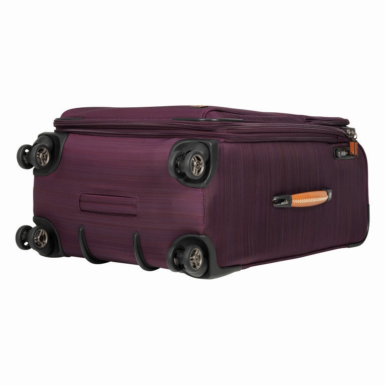 Ricardo Beverly Hills San Marcos 25" Spinner Upright Suitcases