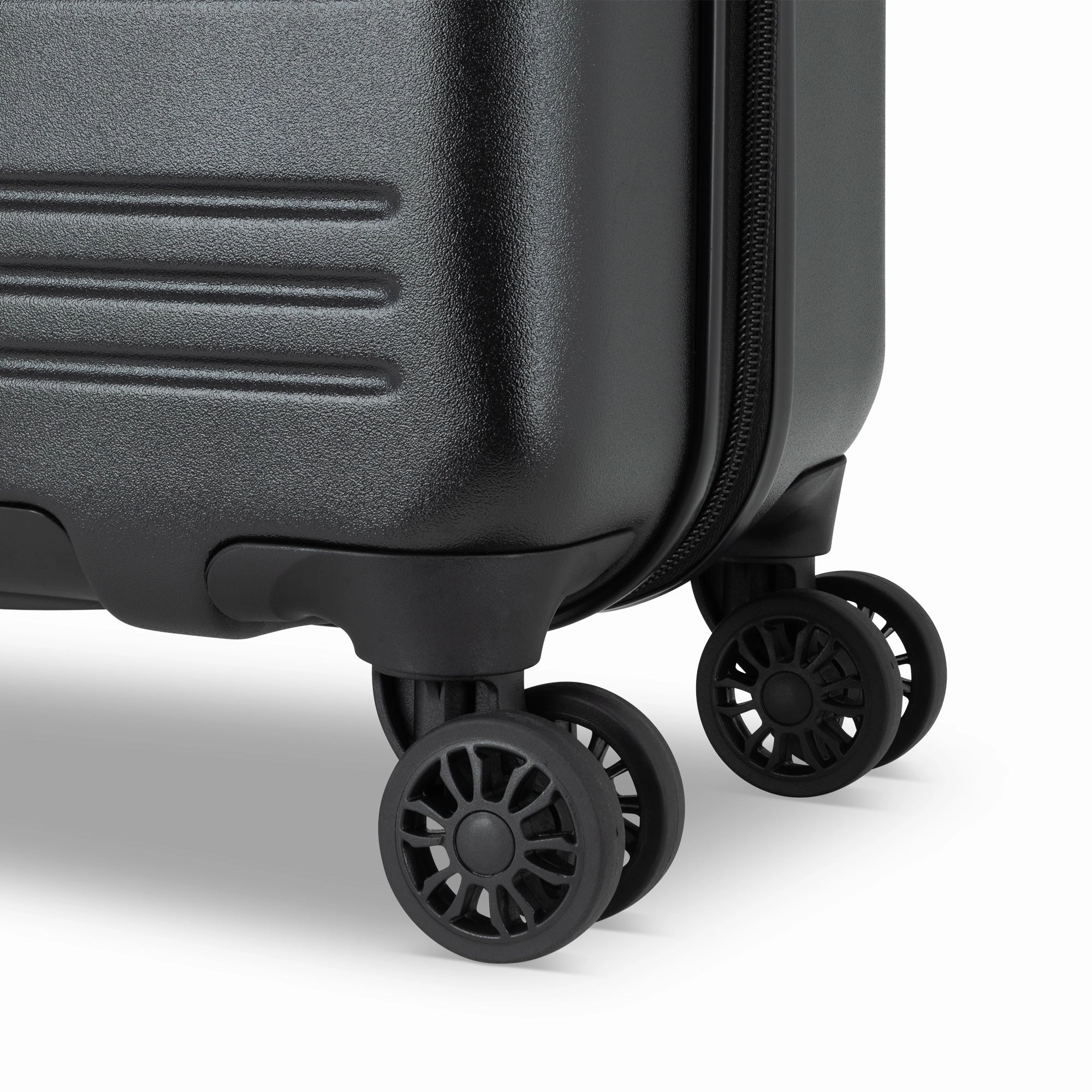 Roots Chalet Spinner Carry-On Luggage