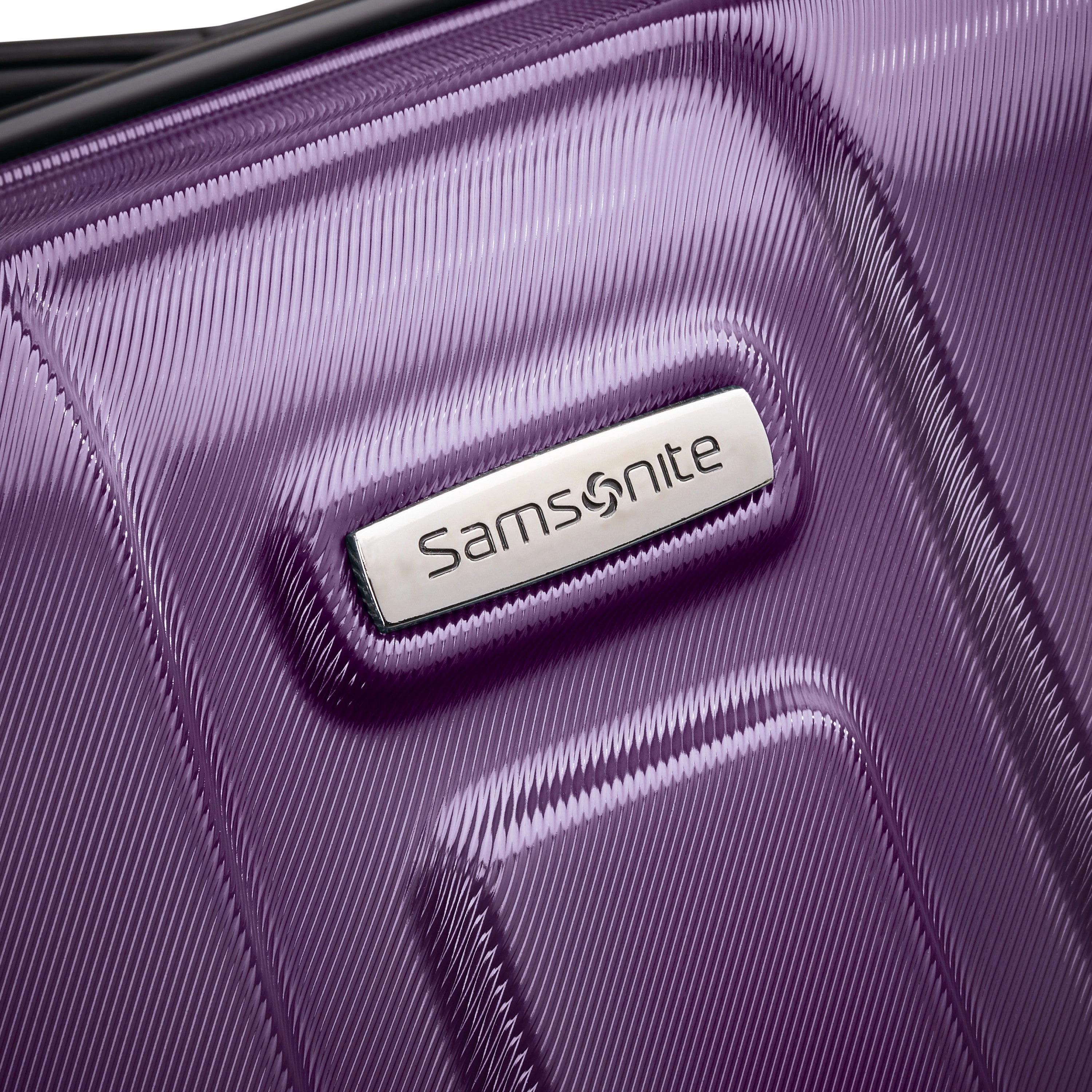 Samsonite Centric 20-inch Hardside Spinner