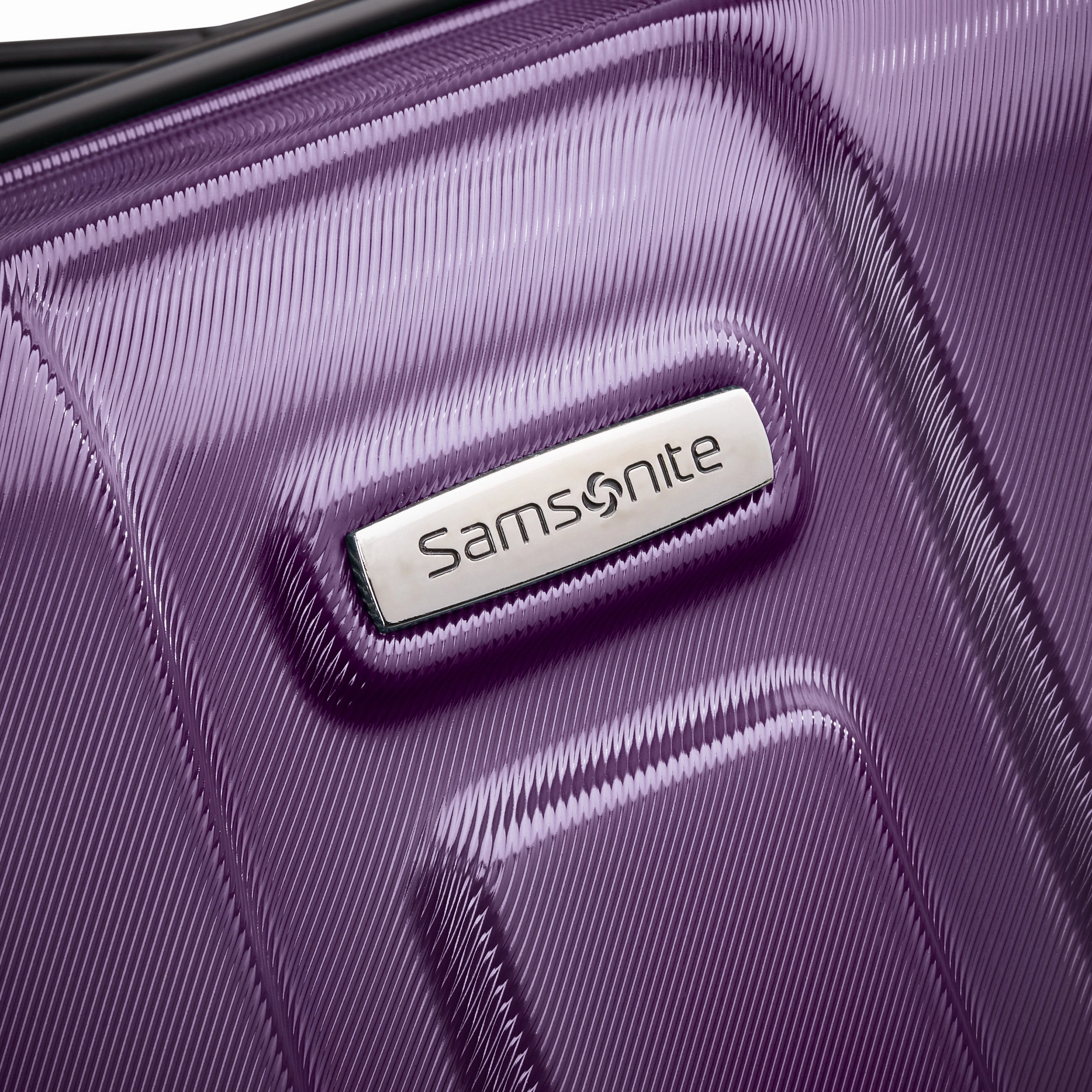 Samsonite Centric 28-inch Hardside Spinner