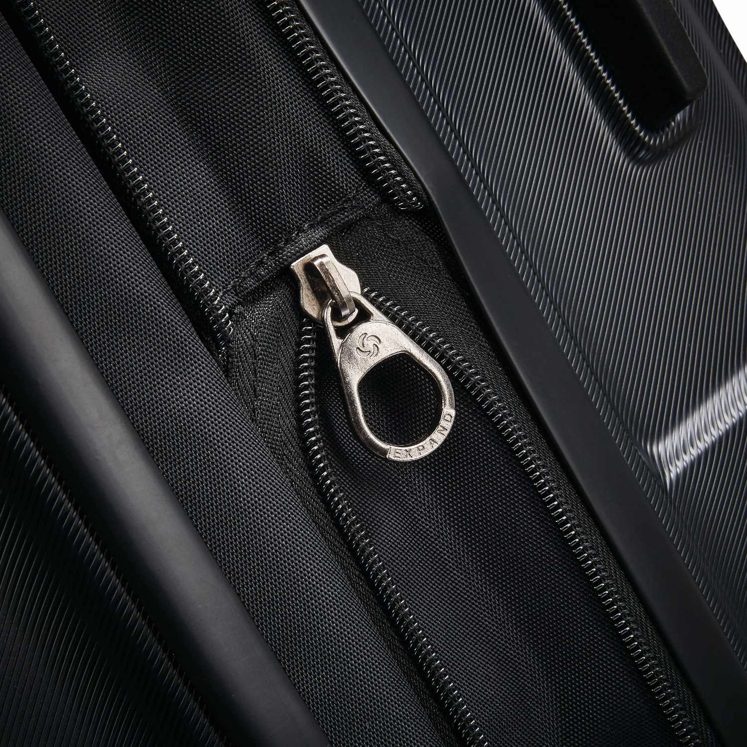 Samsonite Centric 28-inch Hardside Spinner
