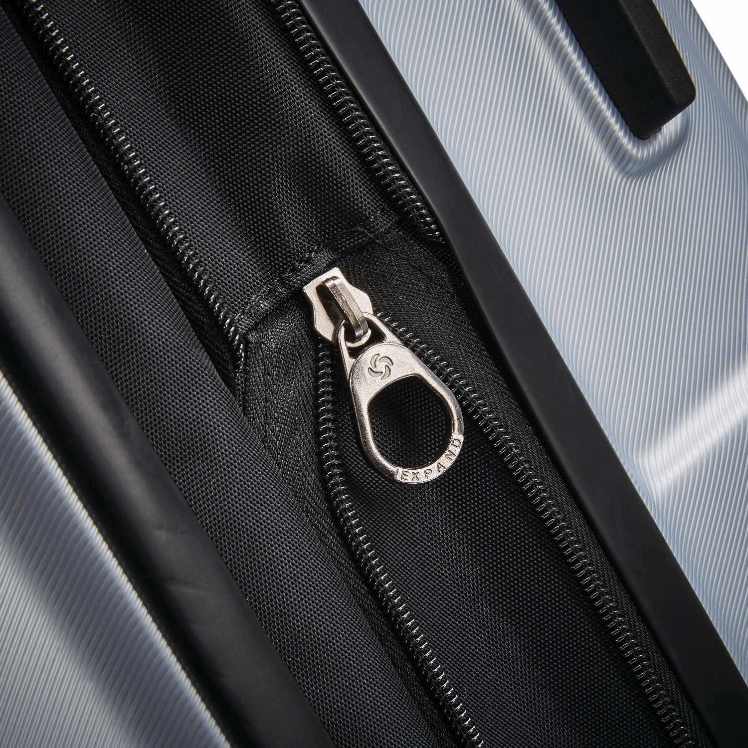 Samsonite Centric 28-inch Hardside Spinner