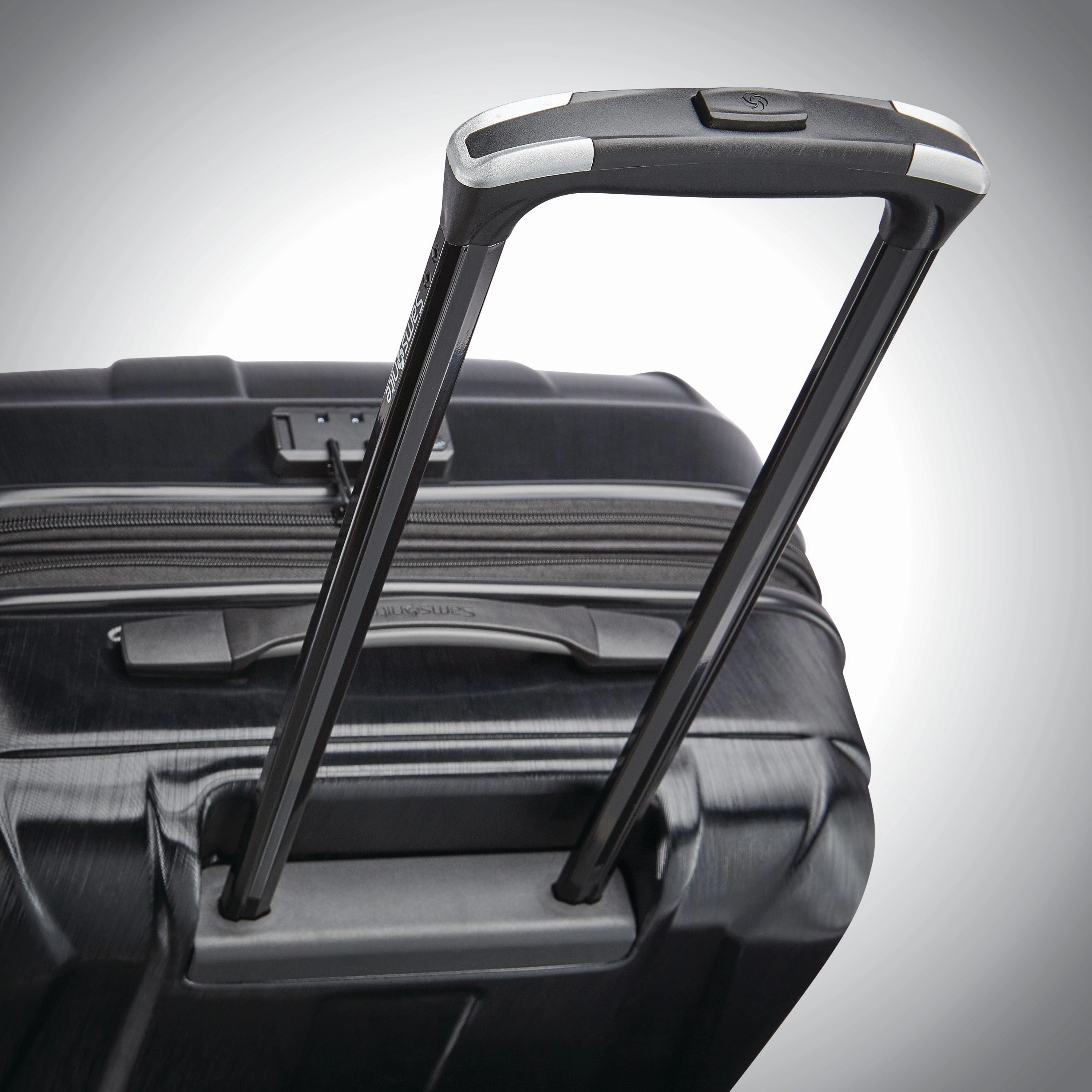 Samsonite Centric 2 Expandable Hardside Luggage with Dual Spinner Wheels