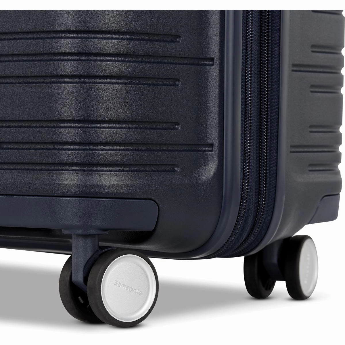 Samsonite Elevation Plus Large Spinner