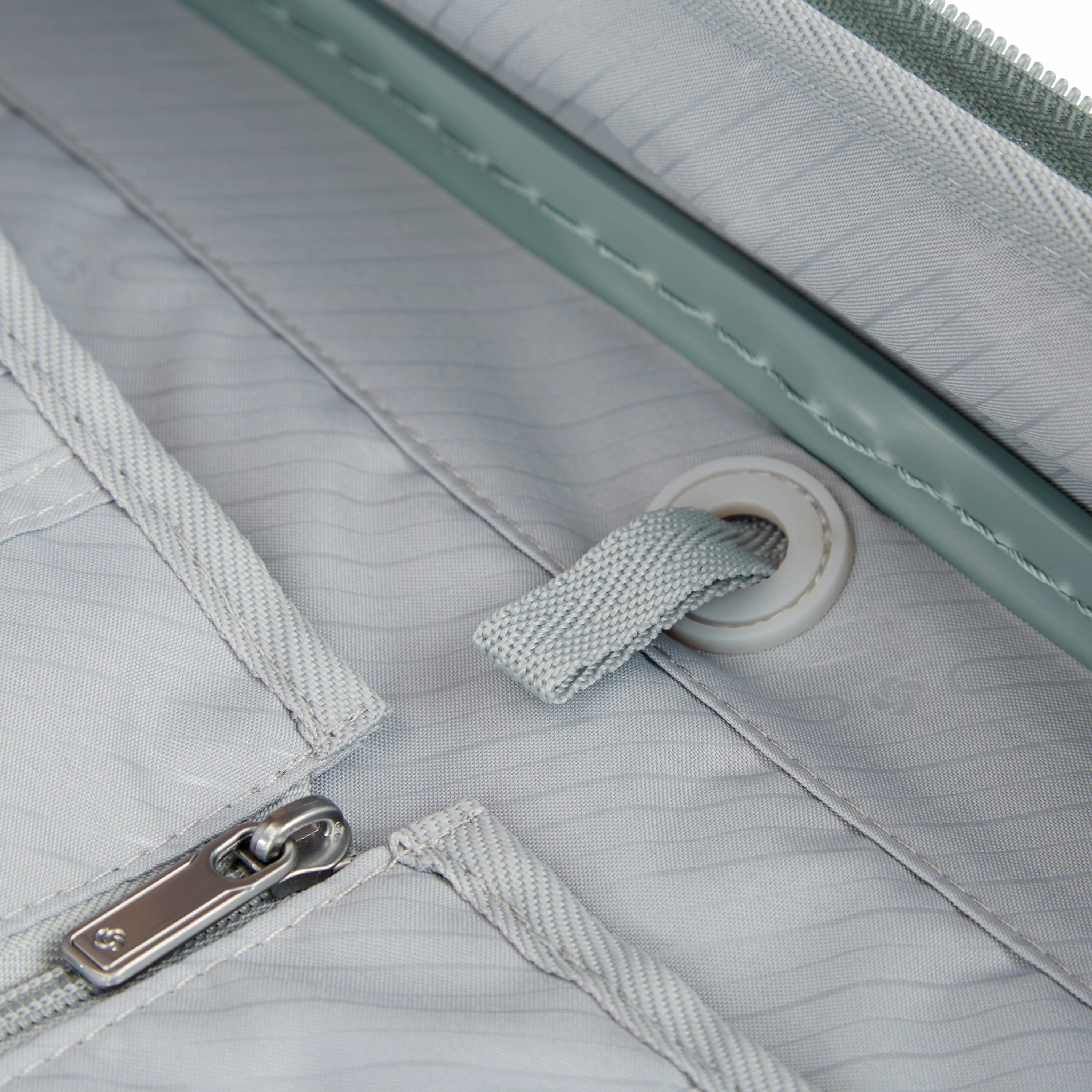 Samsonite Elevation Plus Medium Expandable Glider Luggage
