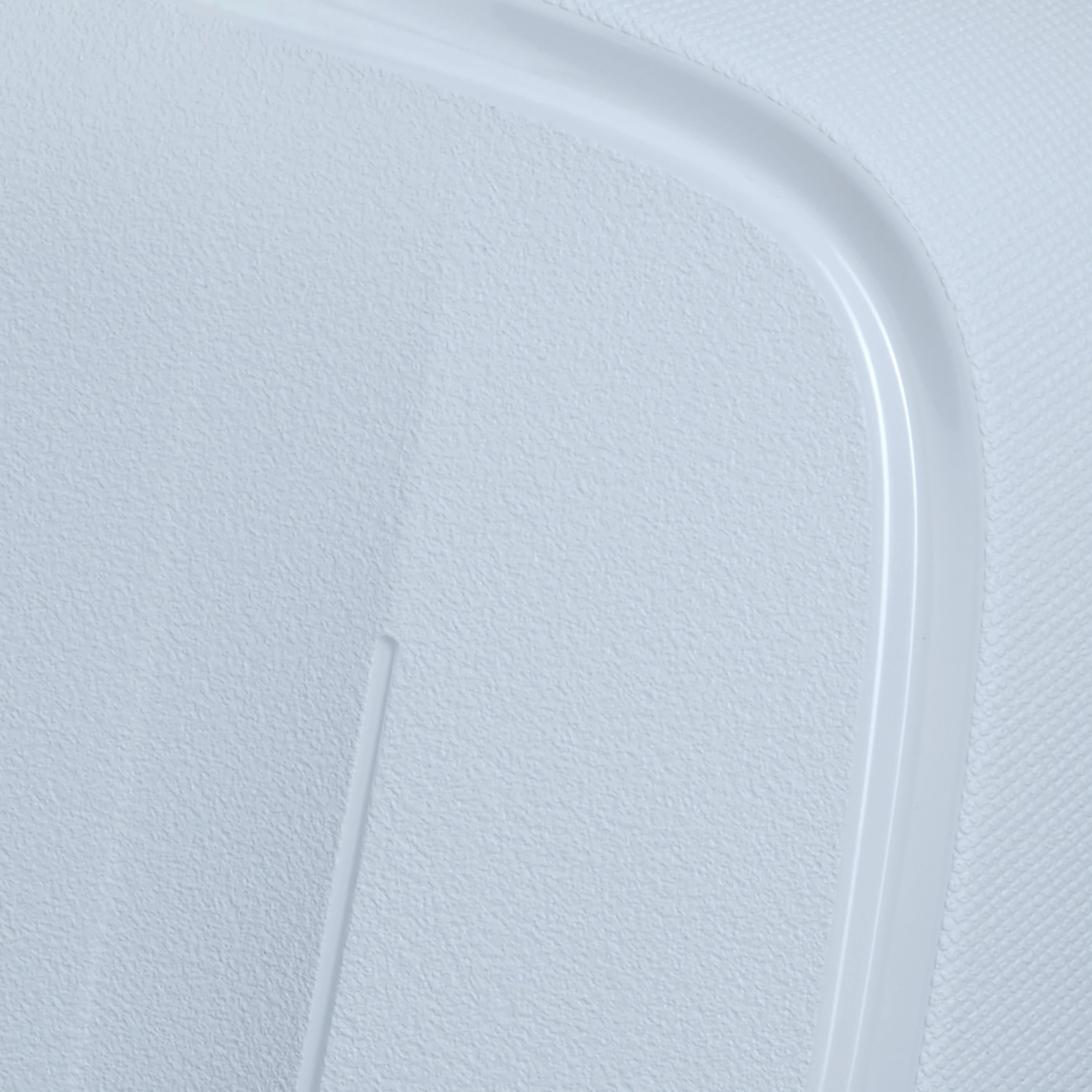 Samsonite Essens Spinner Medium Luggage