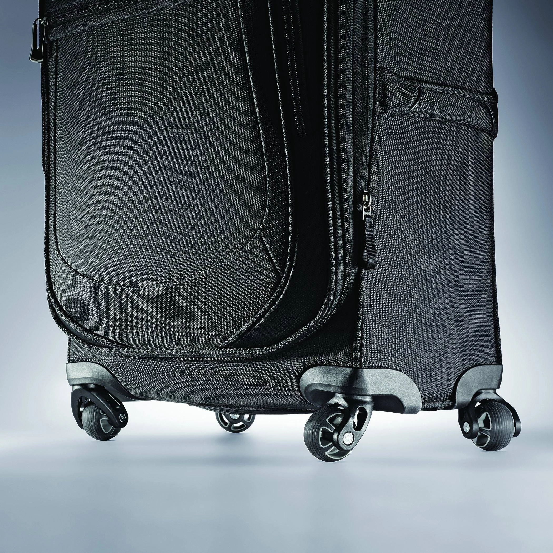 Samsonite Mightlight 2 Softside Spinner 19 Carry On Luggage