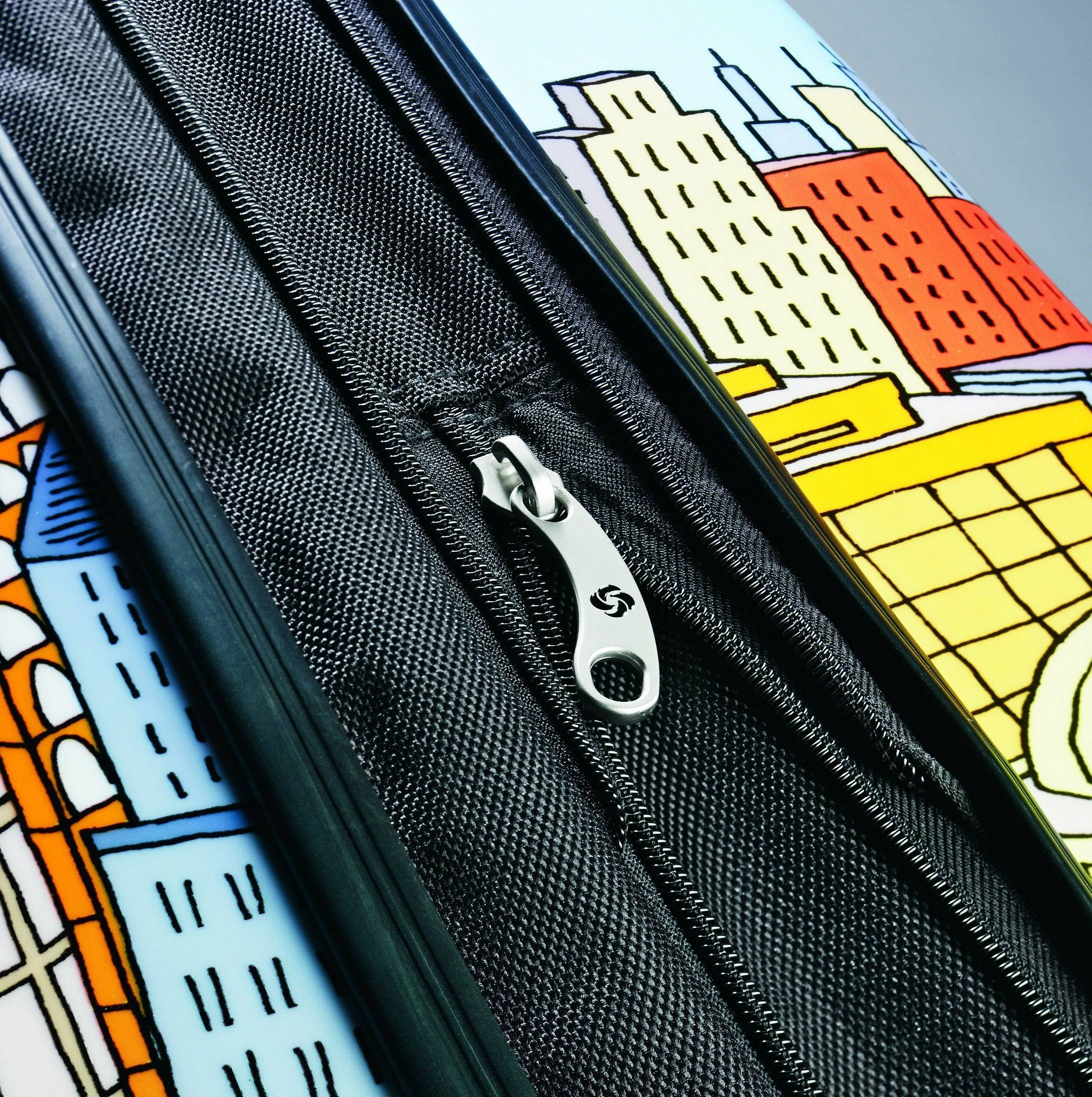 Samsonite NYC Cityscapes Spinner 24