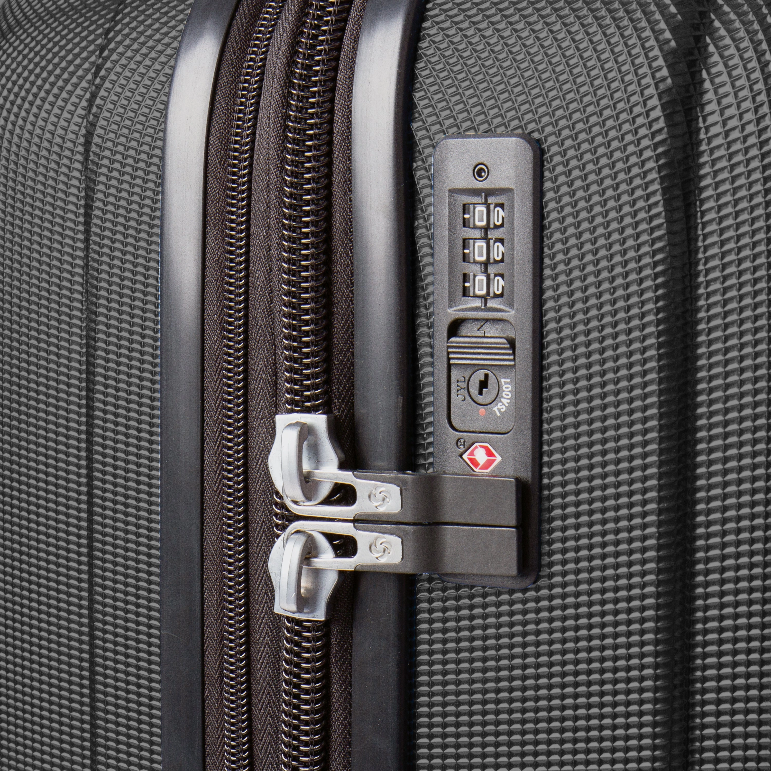 Samsonite Omni 3.0 Carry-On Spinner Expandable Luggage