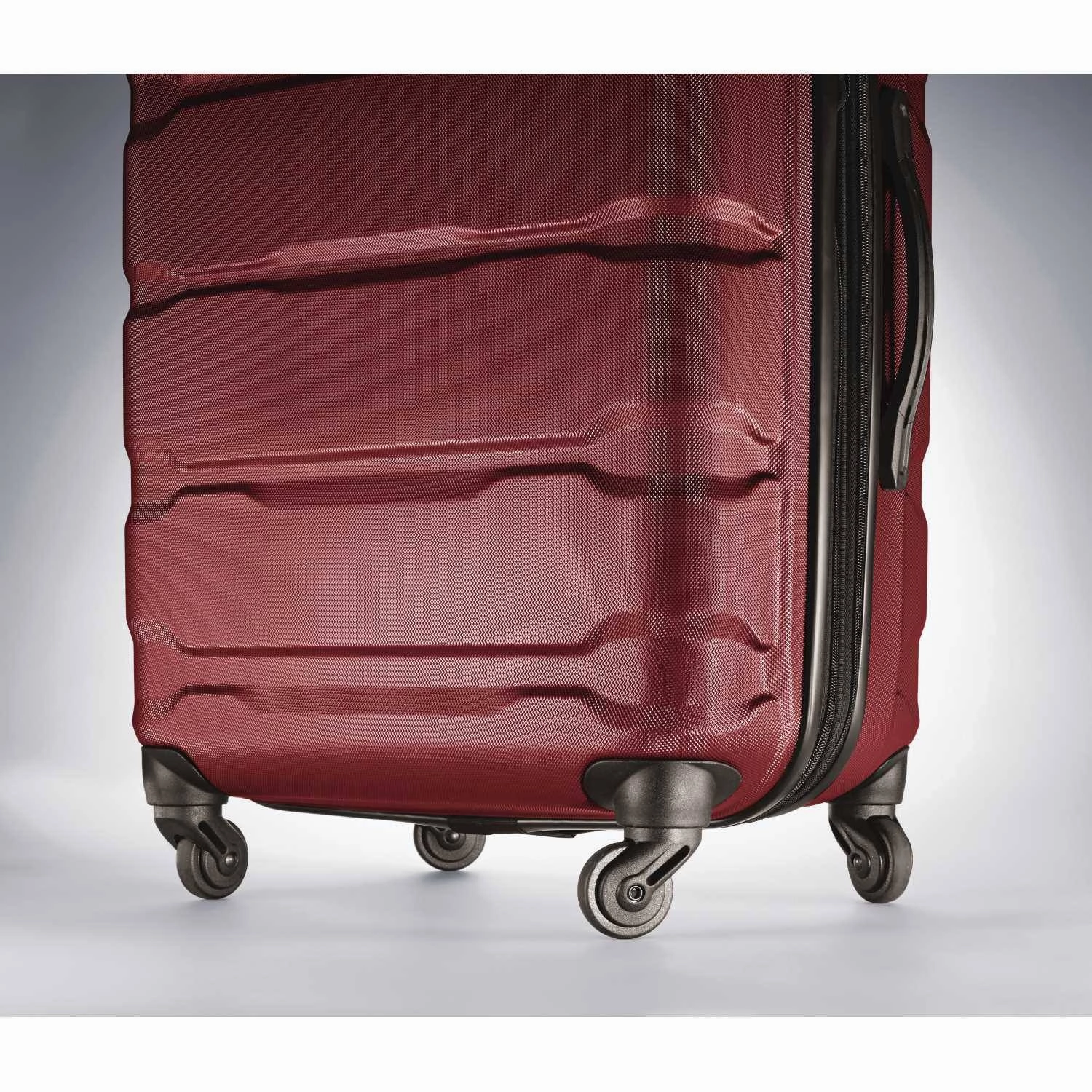 Samsonite Omni PC 3 Piece Set (20"/24"/28") Hardshell 4-Wheel Luggage Sets