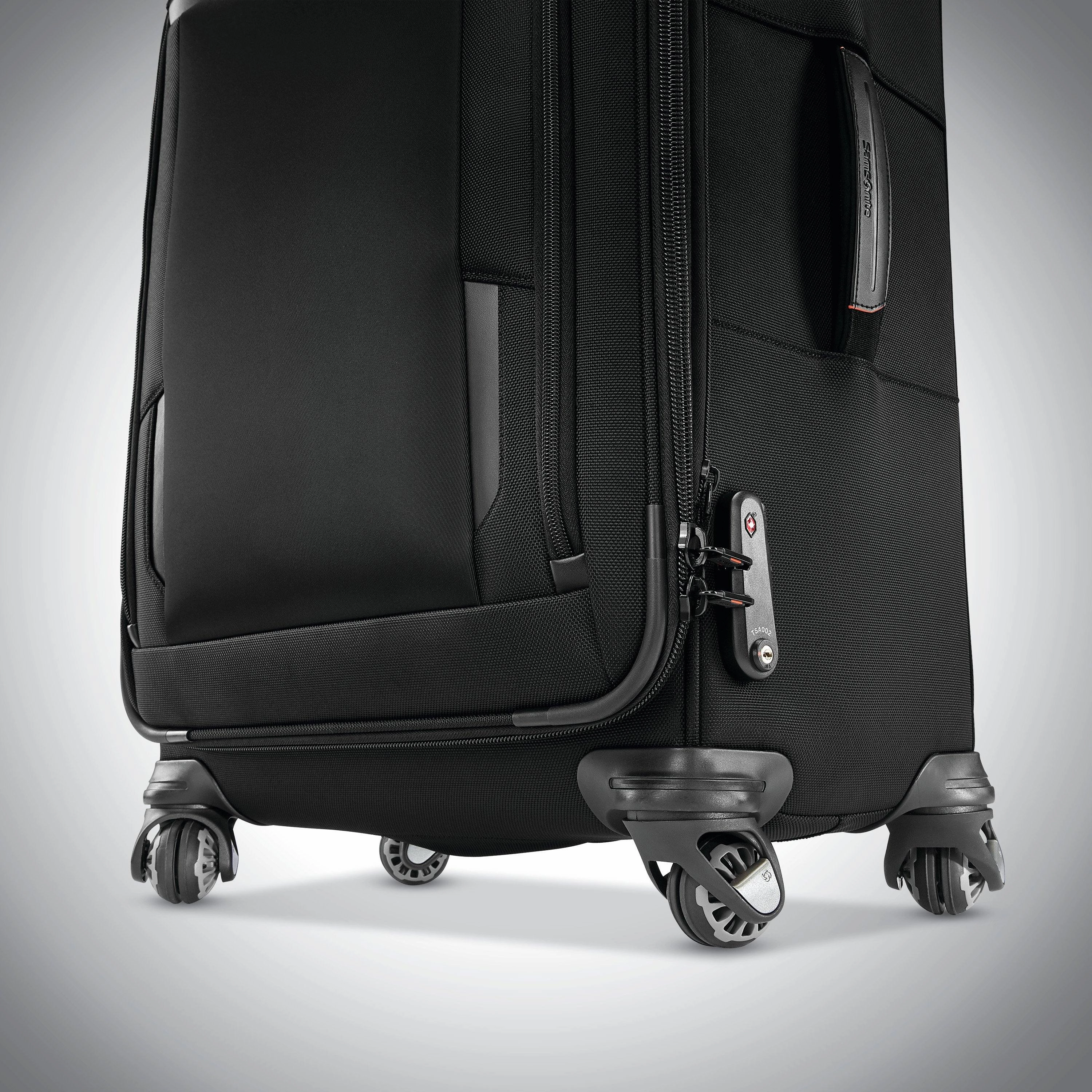 Samsonite PRO Expandable Spinners