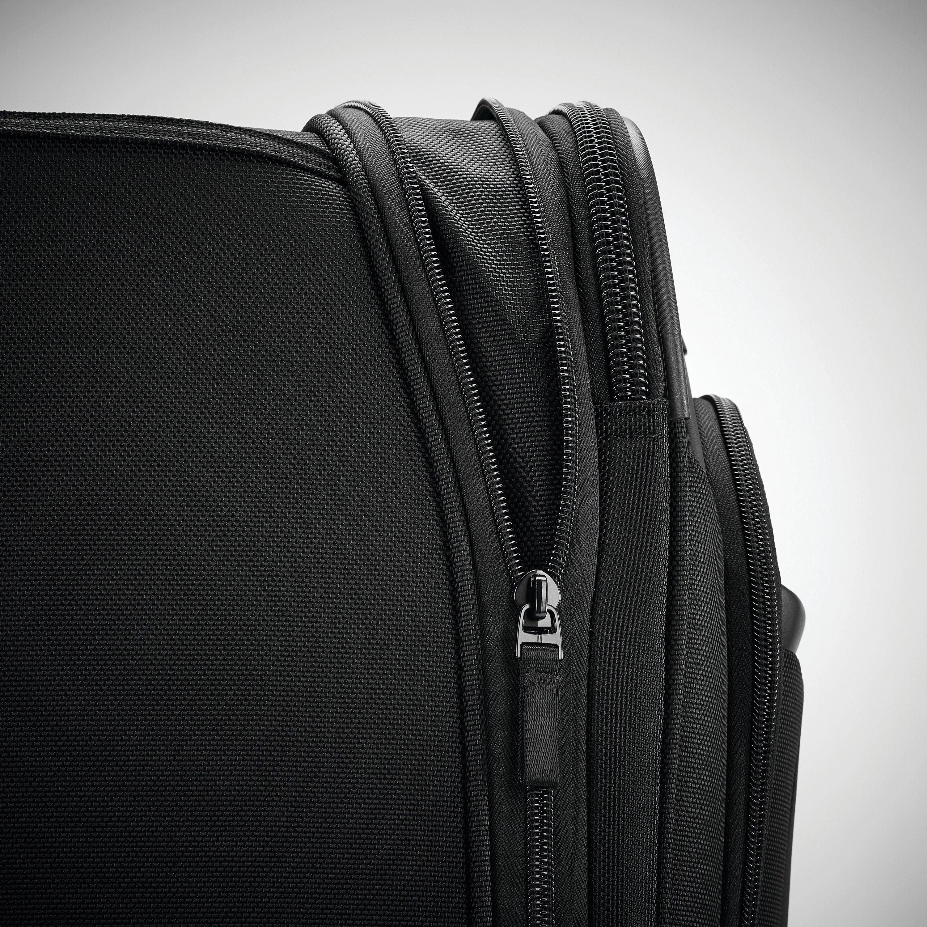 Samsonite PRO Expandable Spinners
