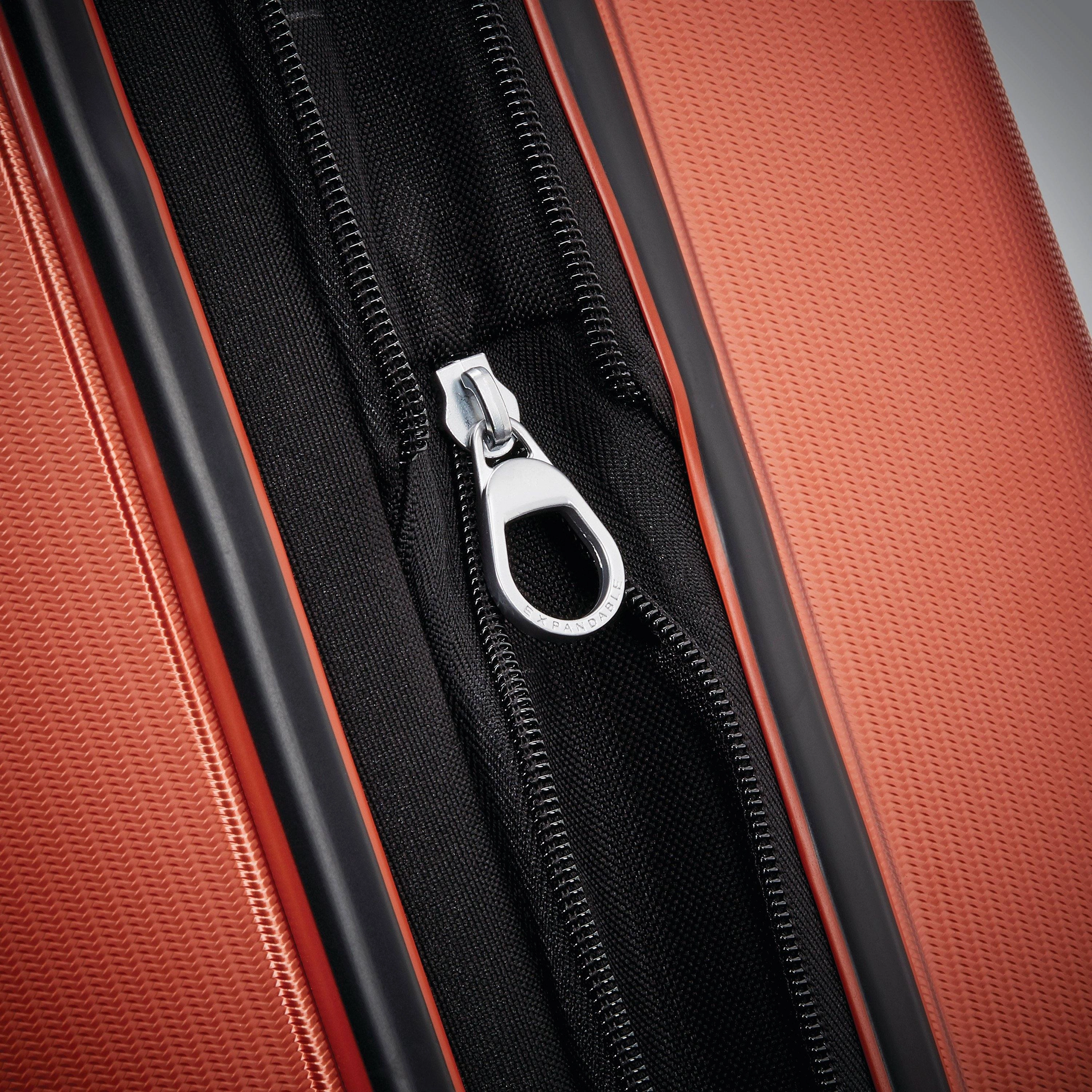 Samsonite Winfield 3 DLX Carry-On 20-Inch 4-Wheel Carry-On Luggage