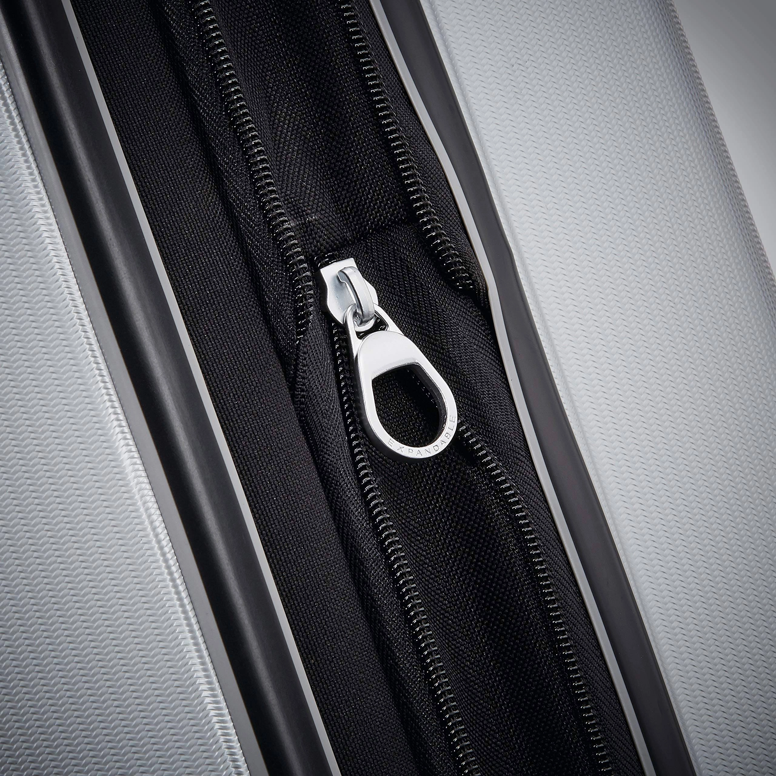 Samsonite Winfield 3 DLX Checked-Large 28-Inch 4-Wheel Large Luggage