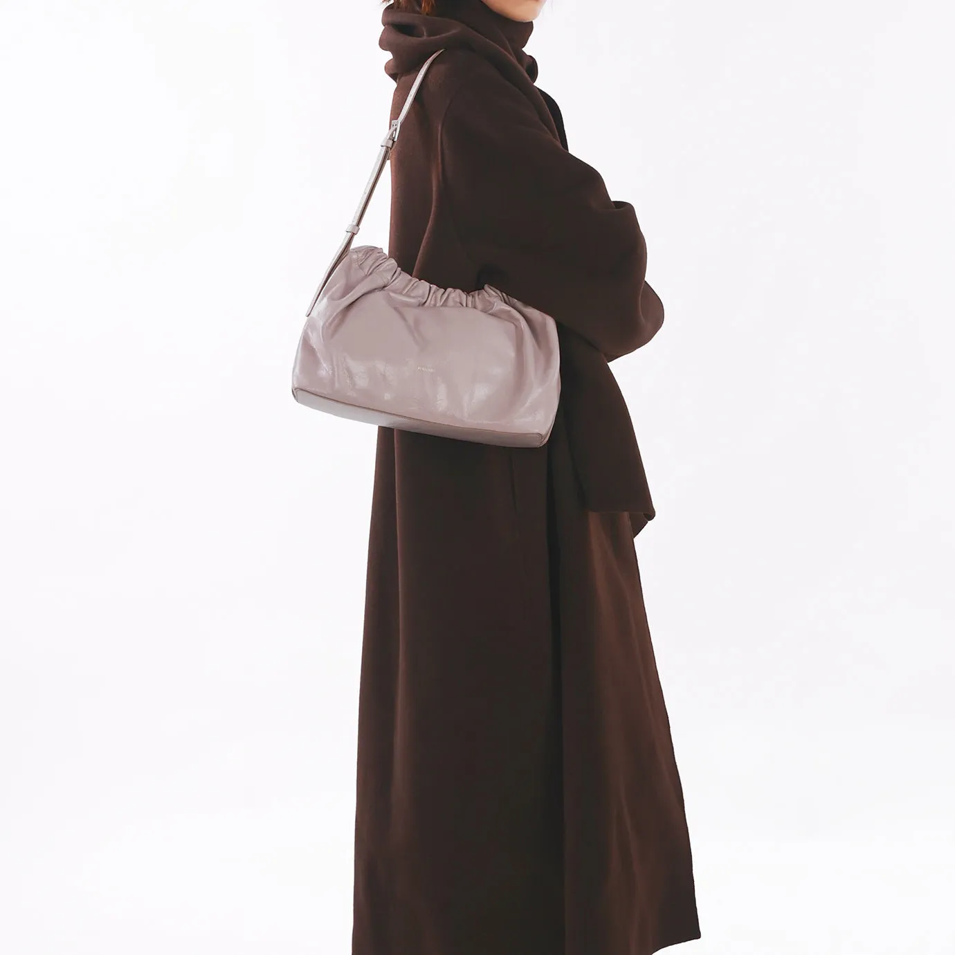 Scrunchie Shoulder Bag - Pink