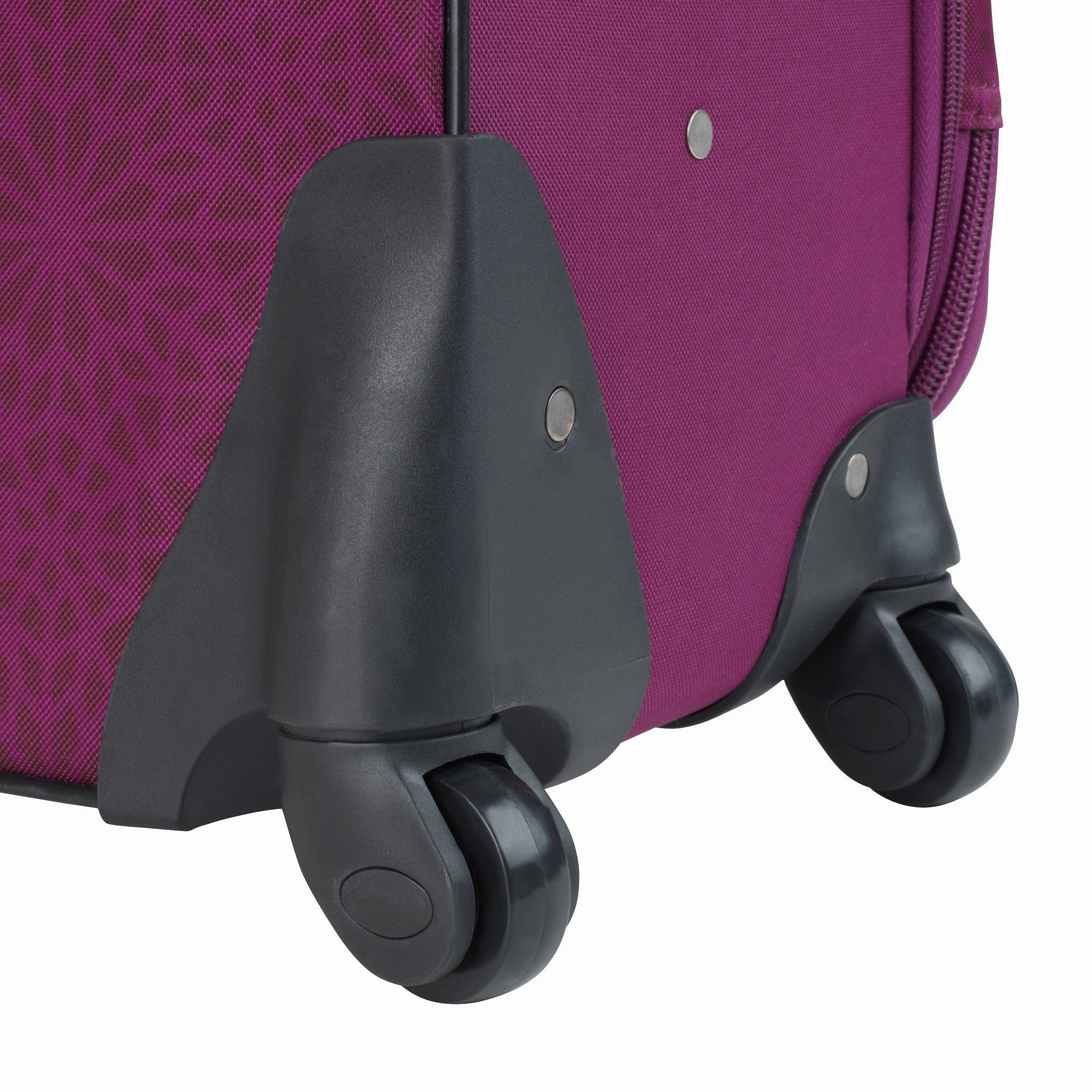 Skyway Softside 24" 4-Wheel Medium Luggage