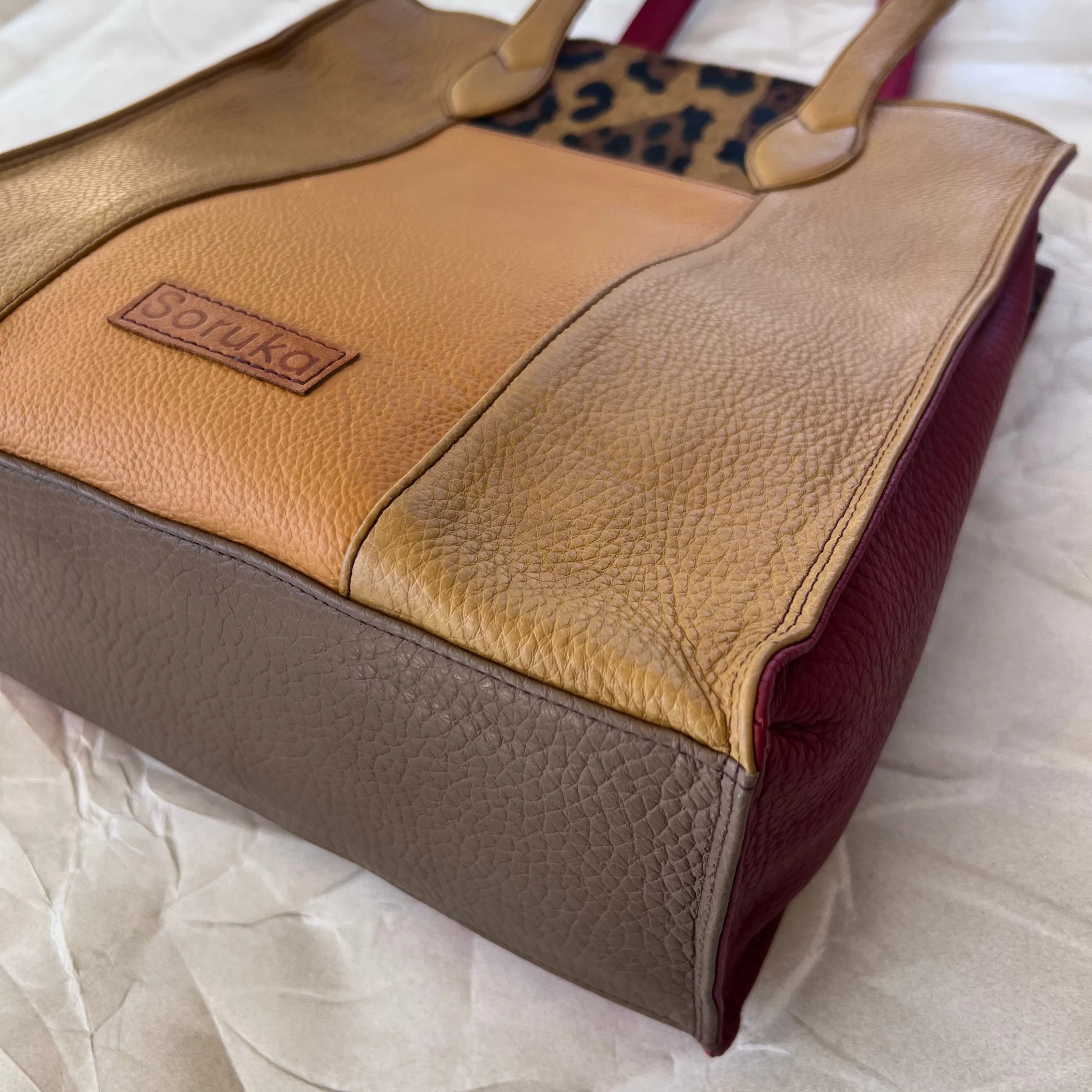 Soruka - Giselle Tote, Honey & Cranberry