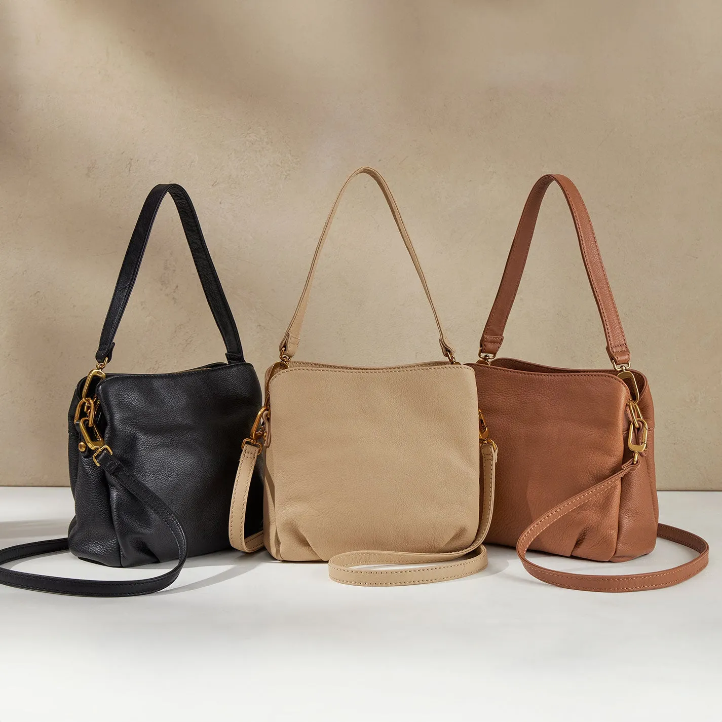 Starr Convertible Shoulder Bag in Pebbled Leather - Linen