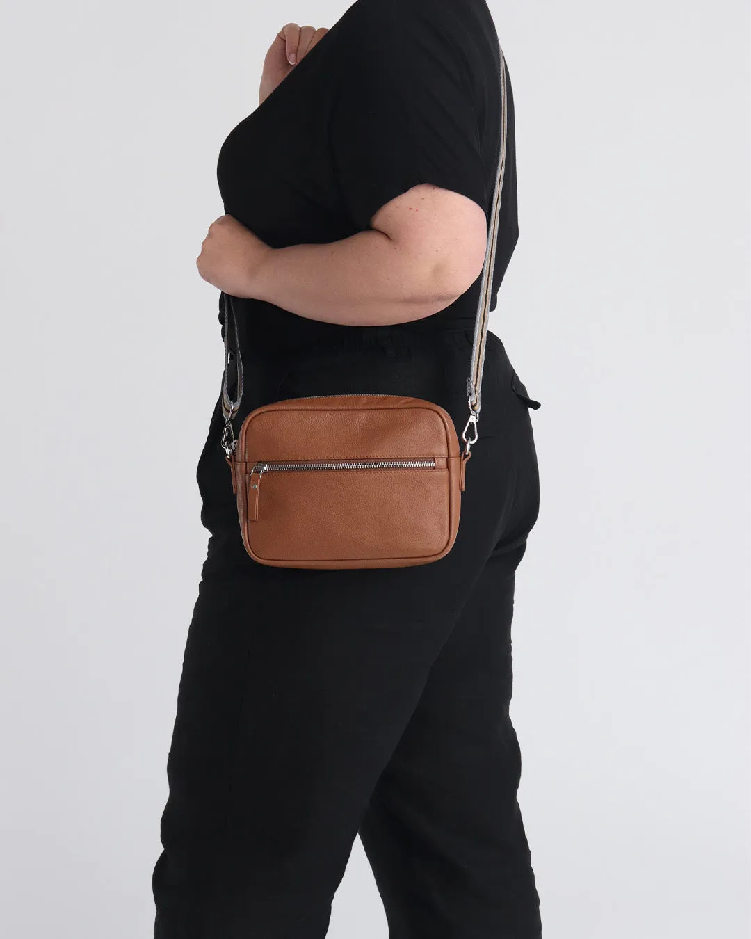 Taylor Leather Midi Crossbody Bag - Tan